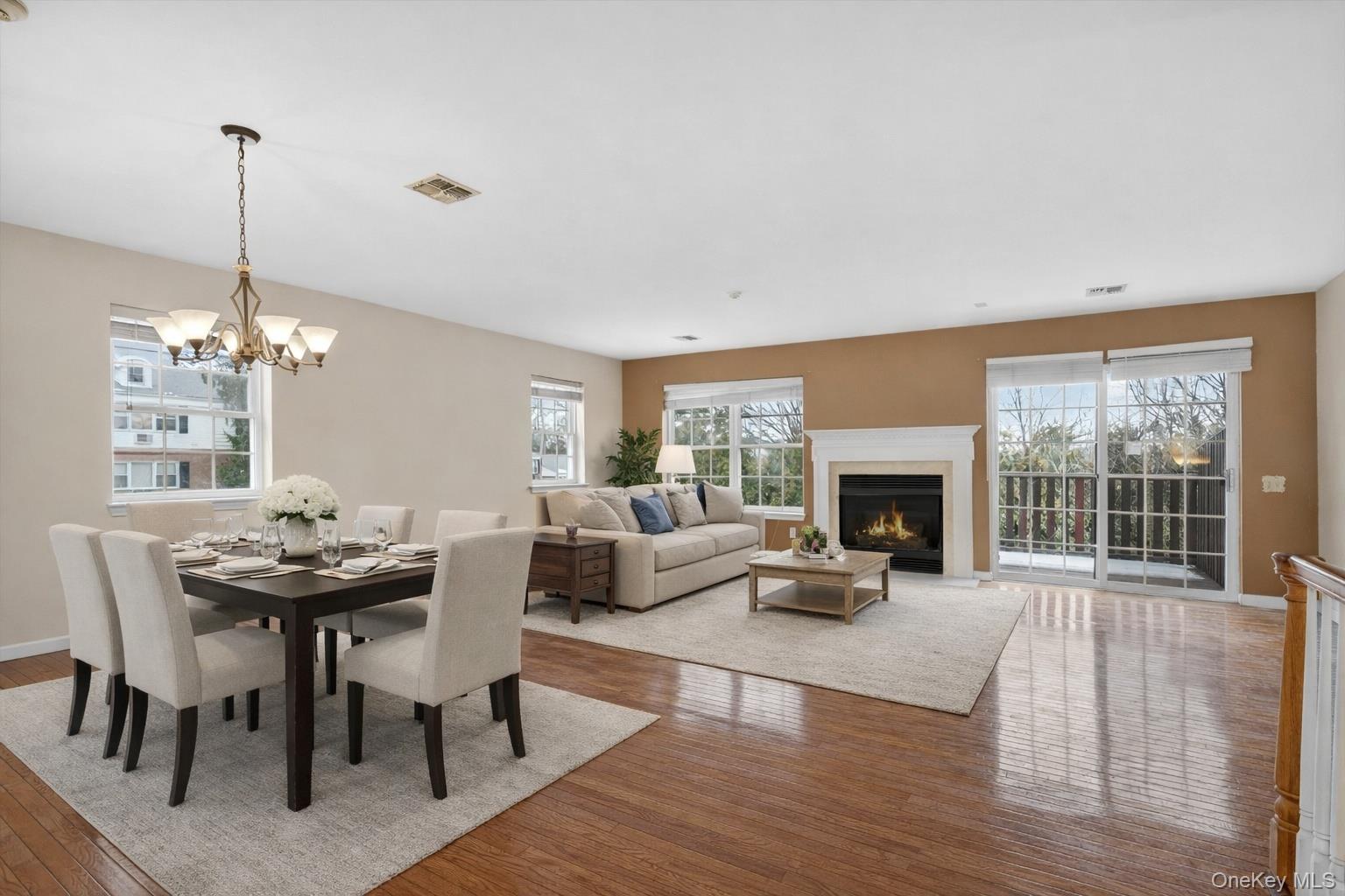 77 Jamie Court, Suffern, NY 10901