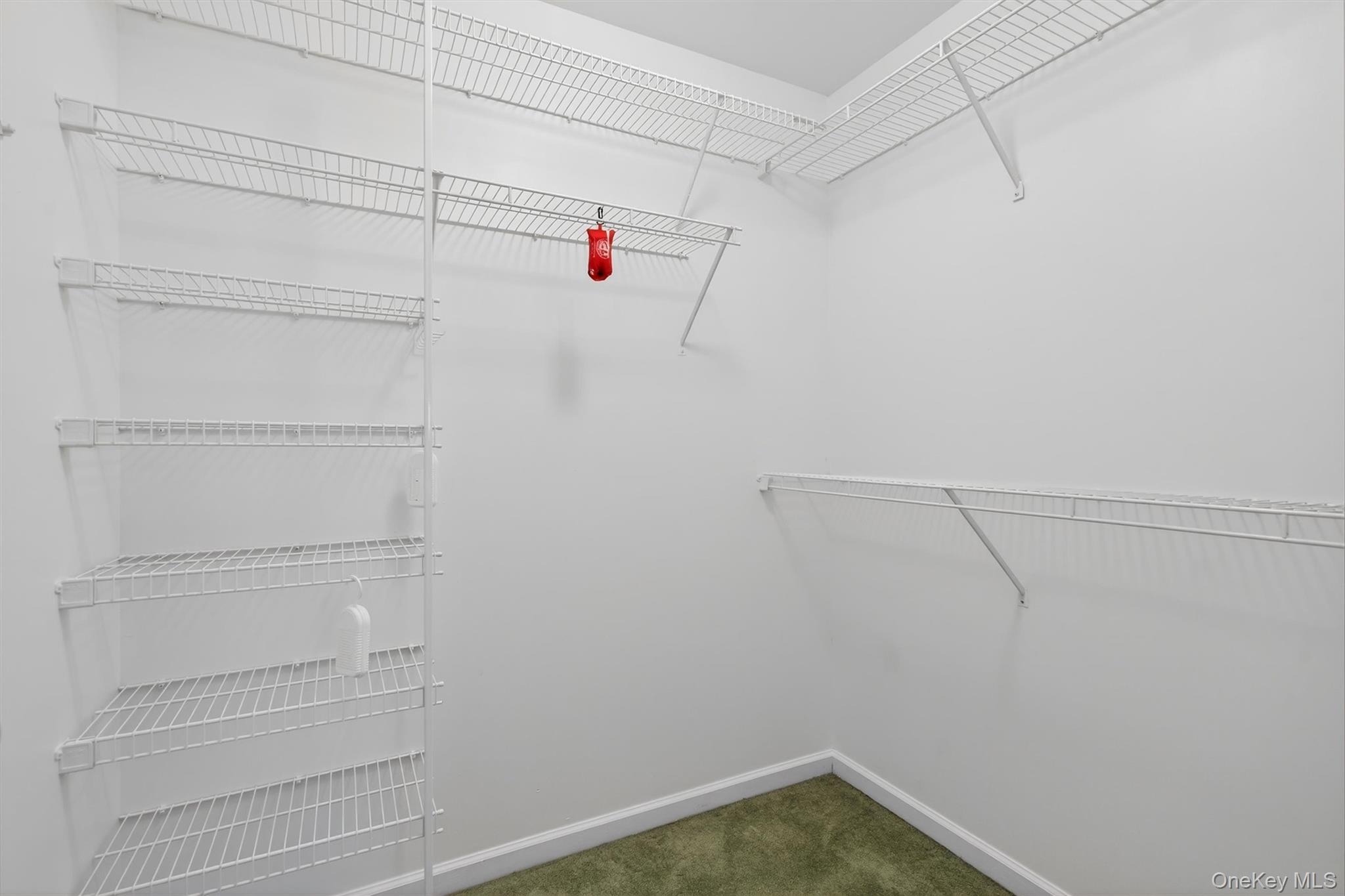 77 Jamie Court, Suffern, NY 10901