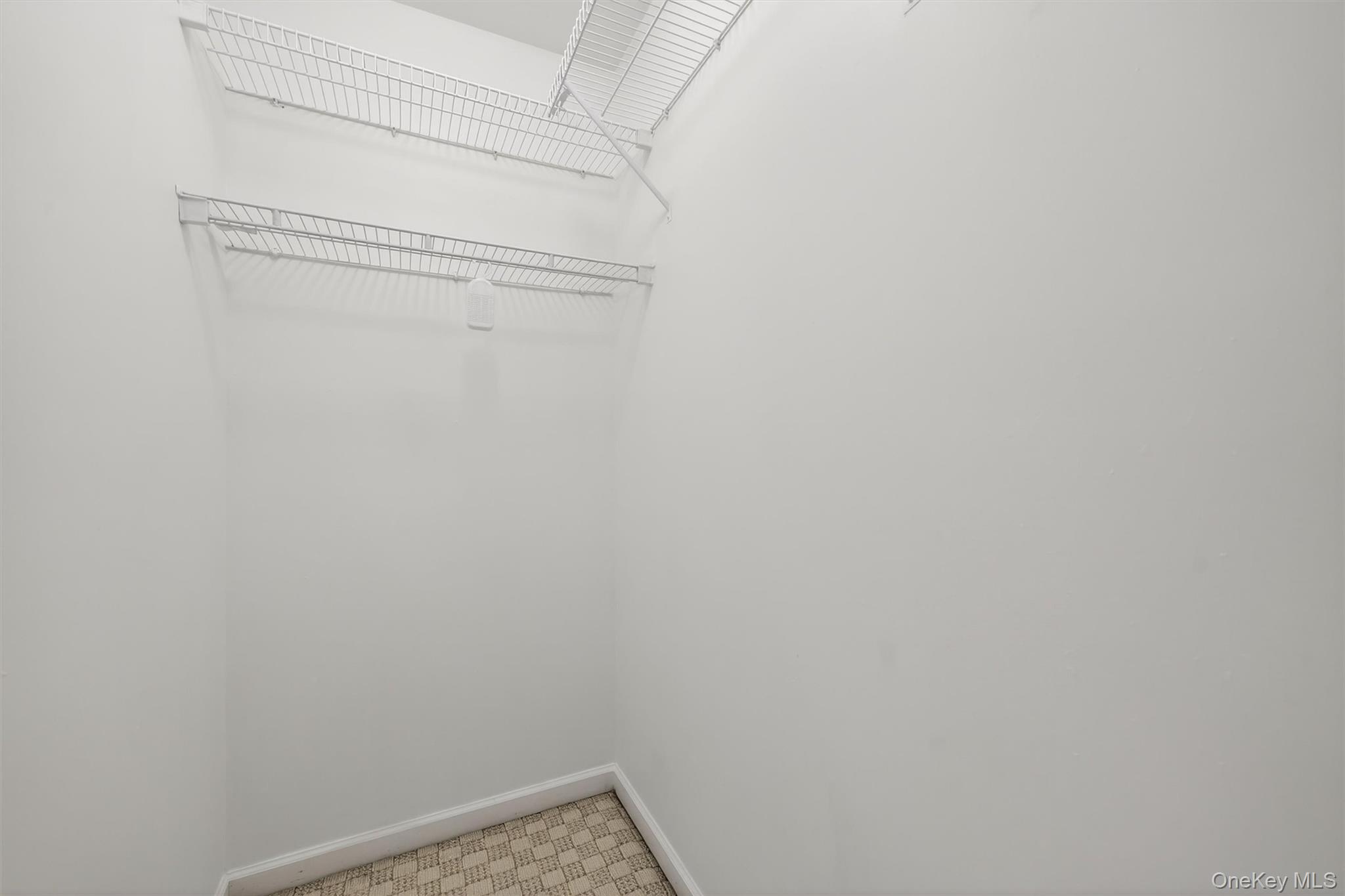 77 Jamie Court, Suffern, NY 10901