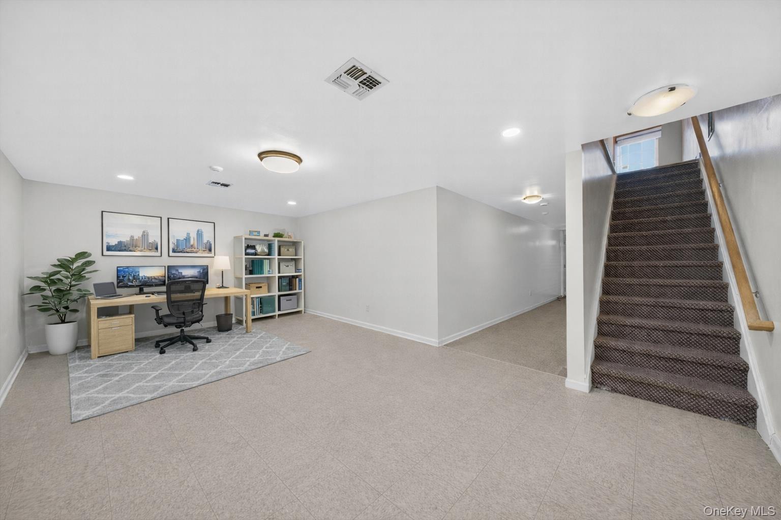 77 Jamie Court, Suffern, NY 10901