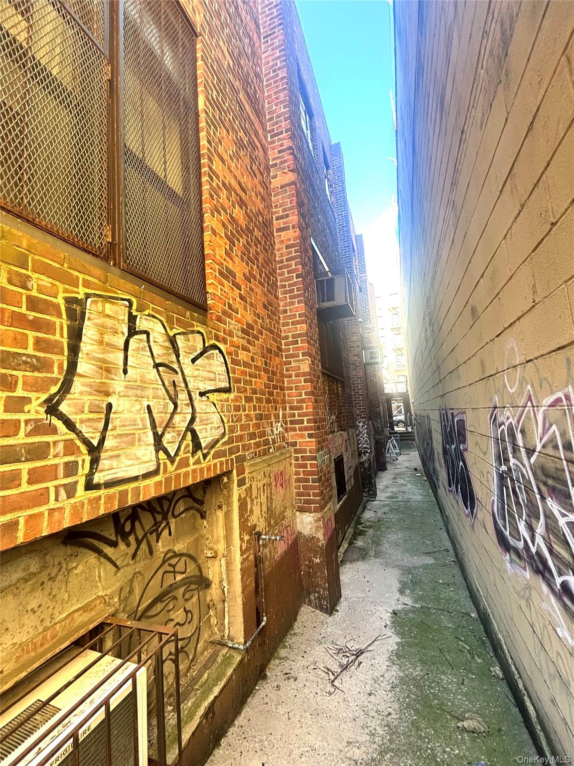 1570 Walton Avenue, Bronx, NY 10452