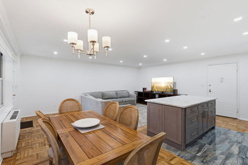 125 Main Street # 1T, Port Washington, NY 11050