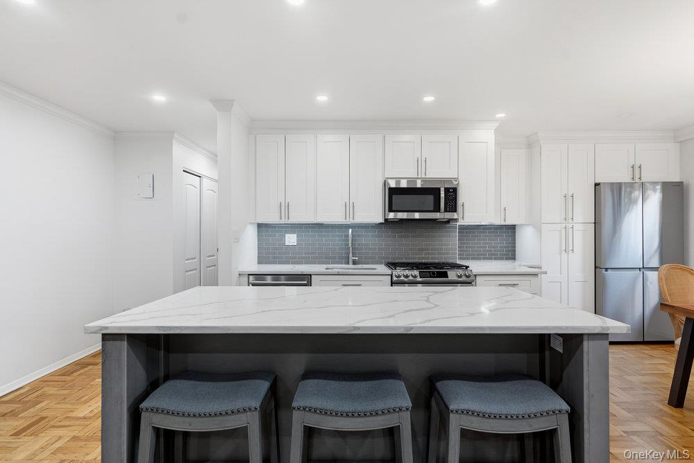 125 Main Street # 1T, Port Washington, NY 11050