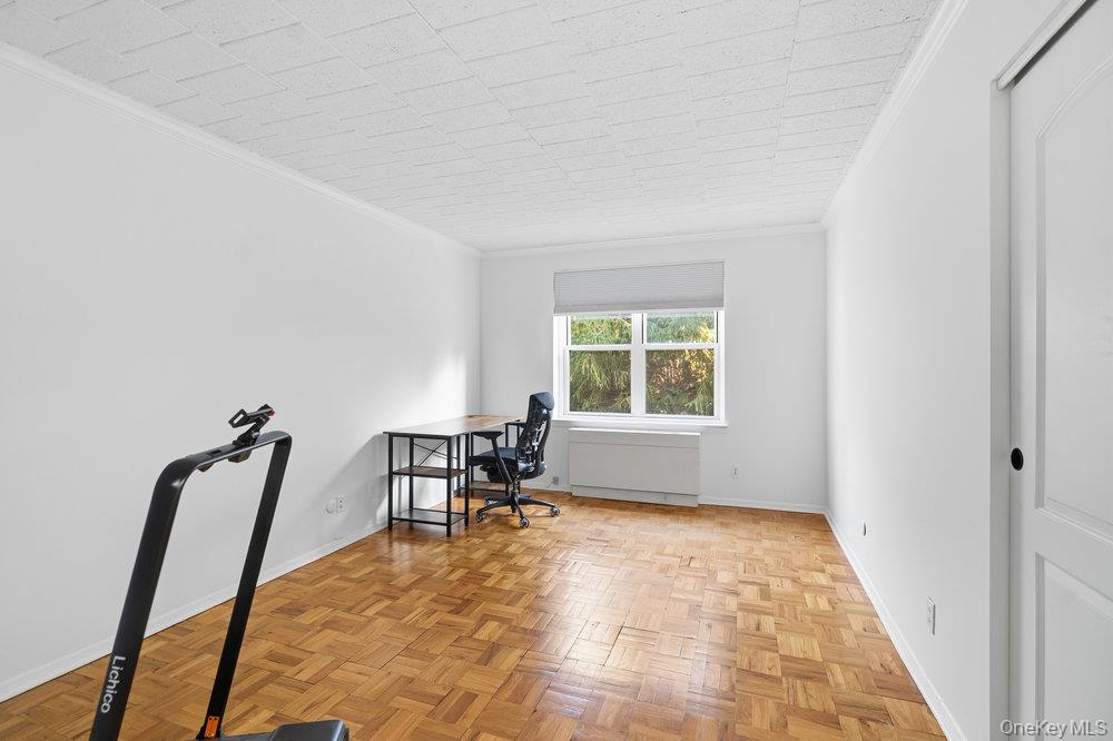 125 Main Street # 1T, Port Washington, NY 11050