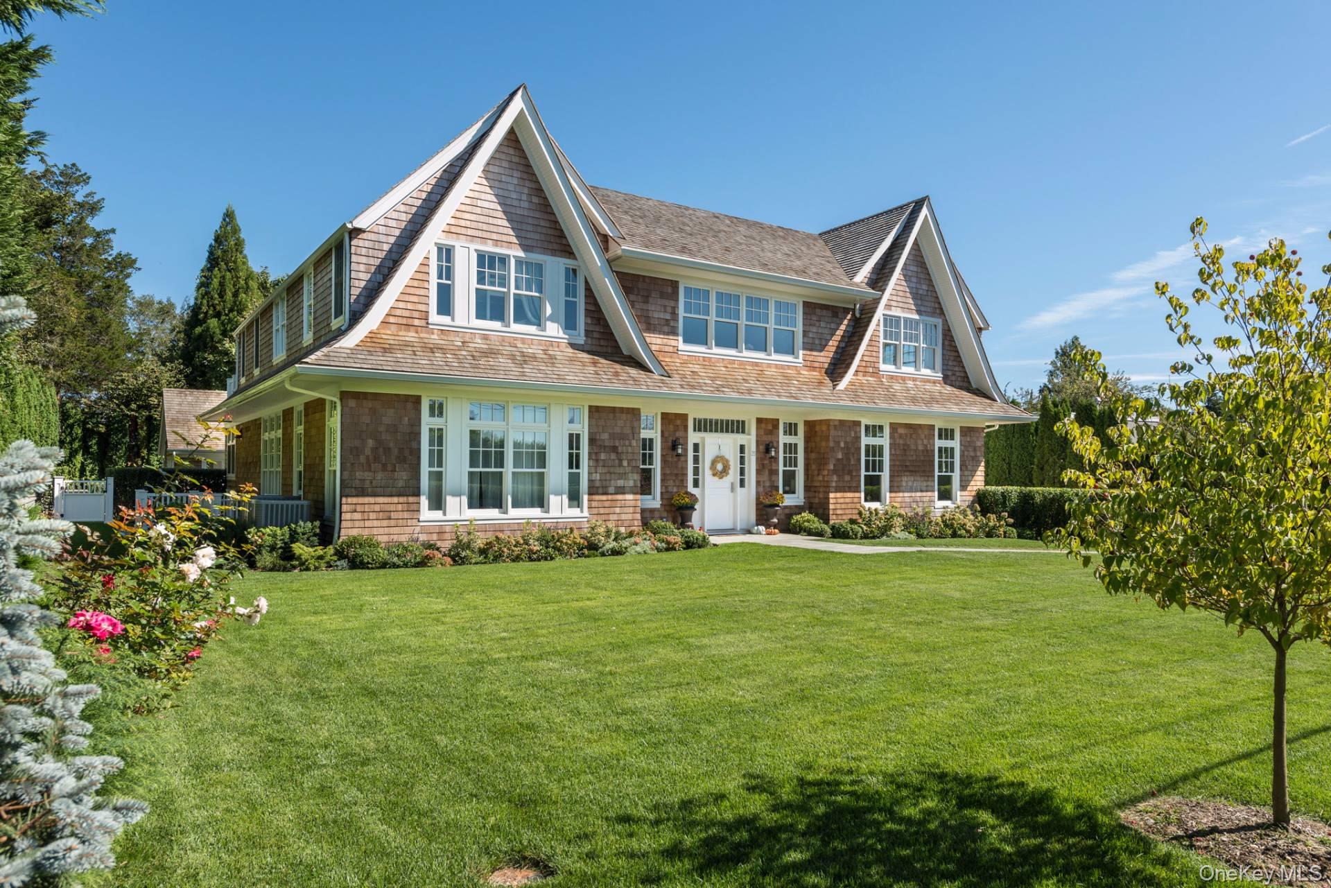 35 Huntington Lane, Southampton, NY 11976