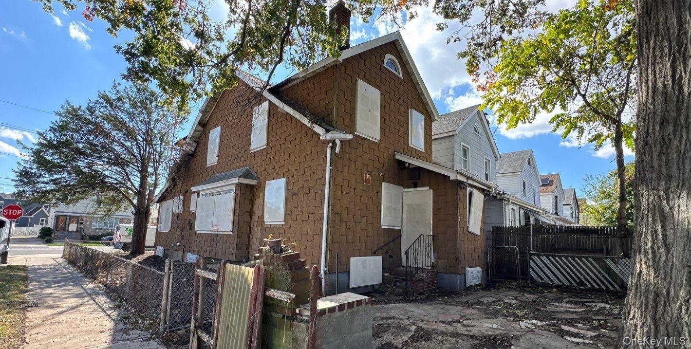 176-43 120th Avenue, Jamaica, NY 11434