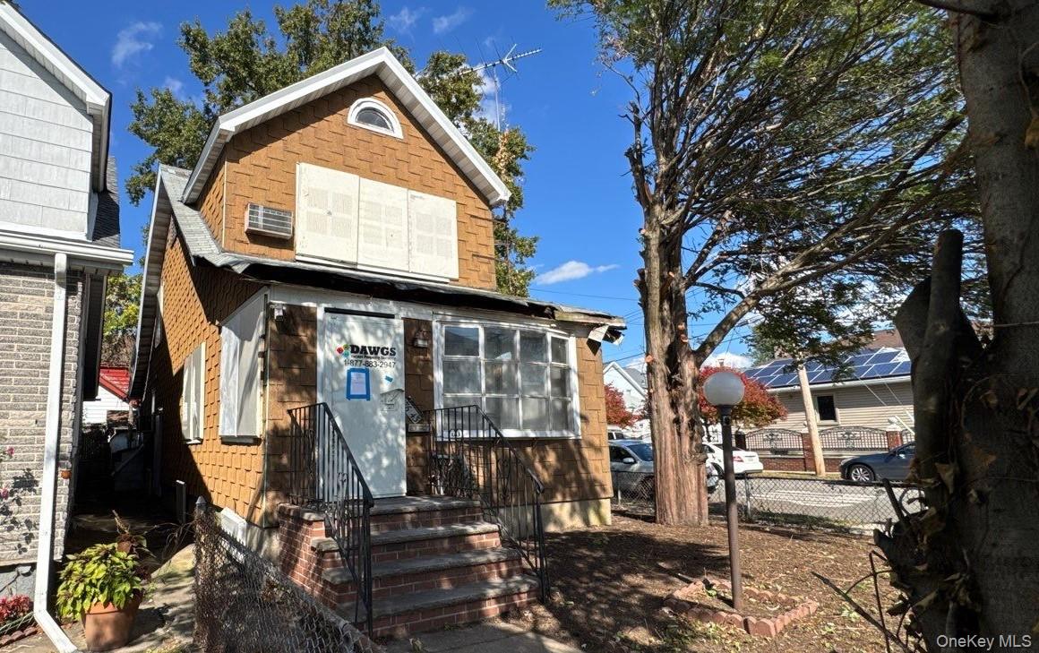 176-43 120th Avenue, Jamaica, NY 11434