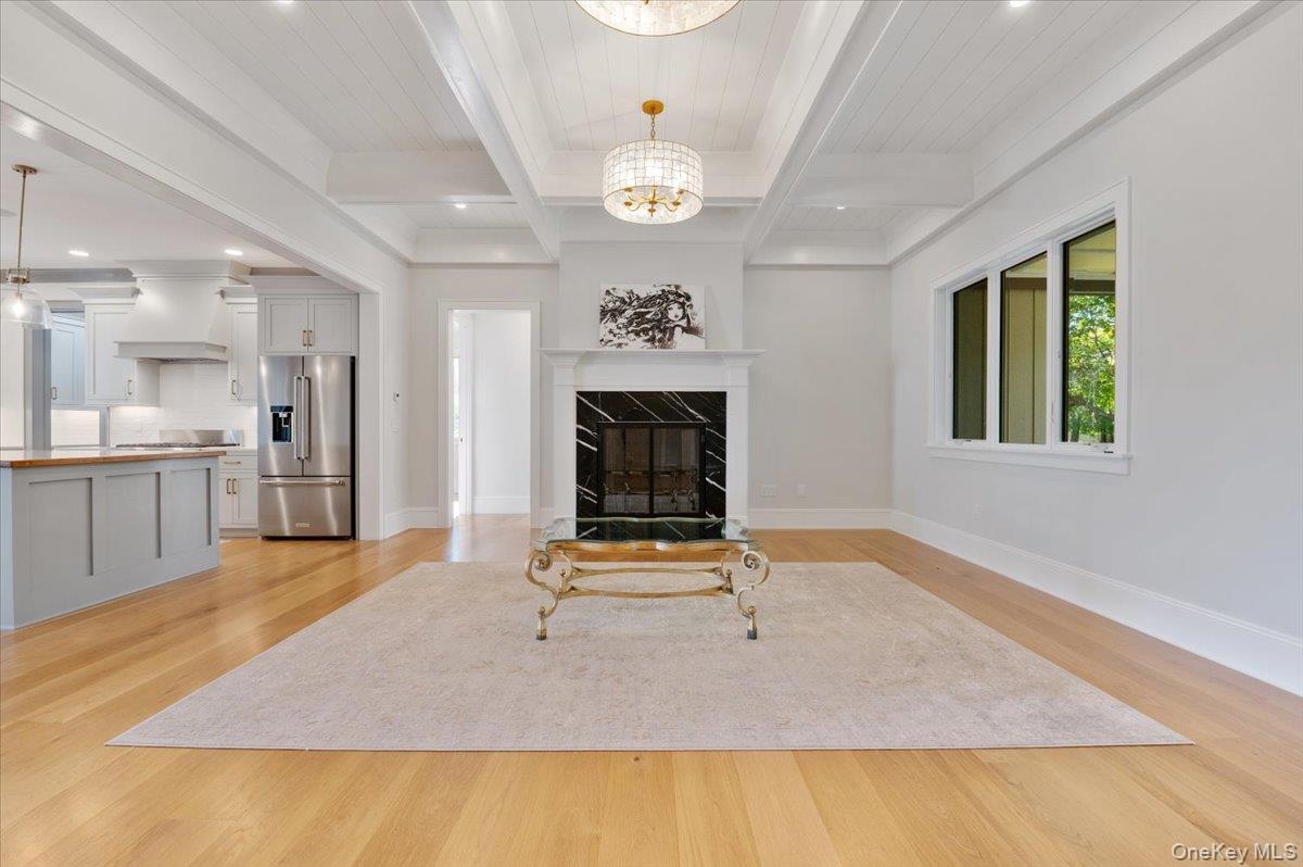 17 Moriches Avenue, East Moriches, NY 11940