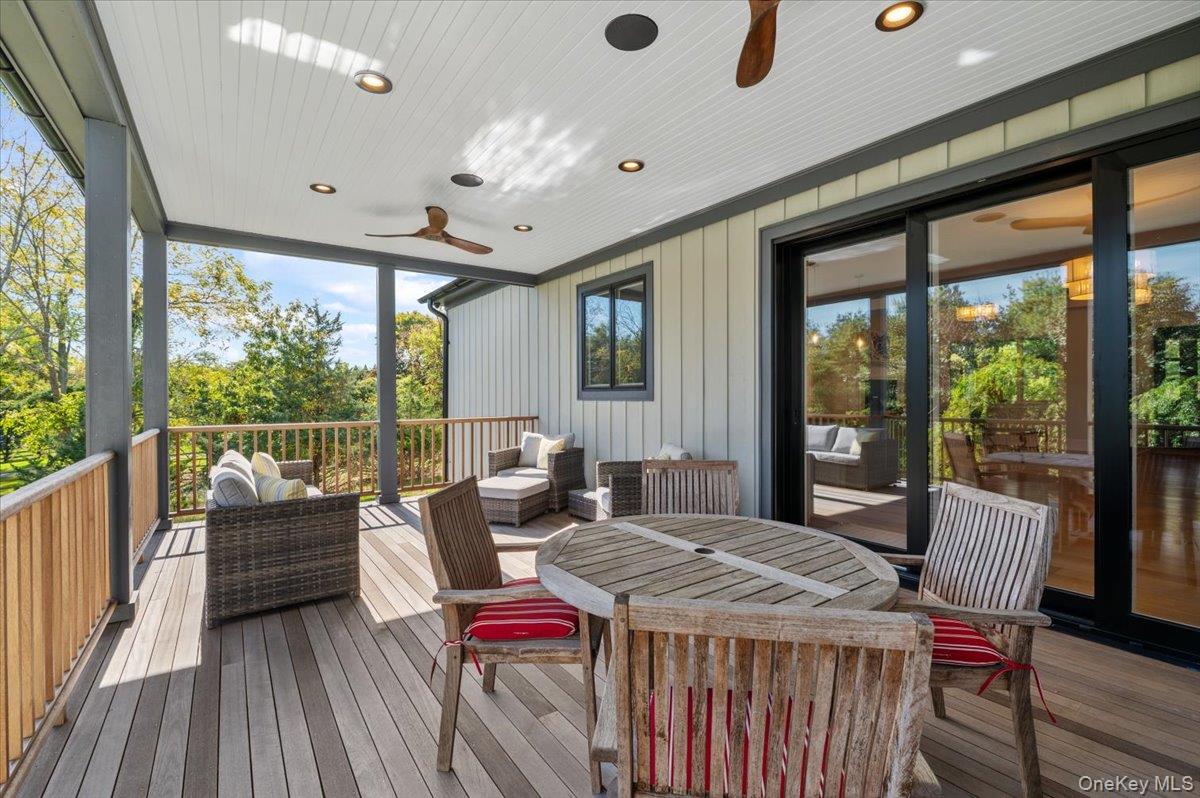 17 Moriches Avenue, East Moriches, NY 11940