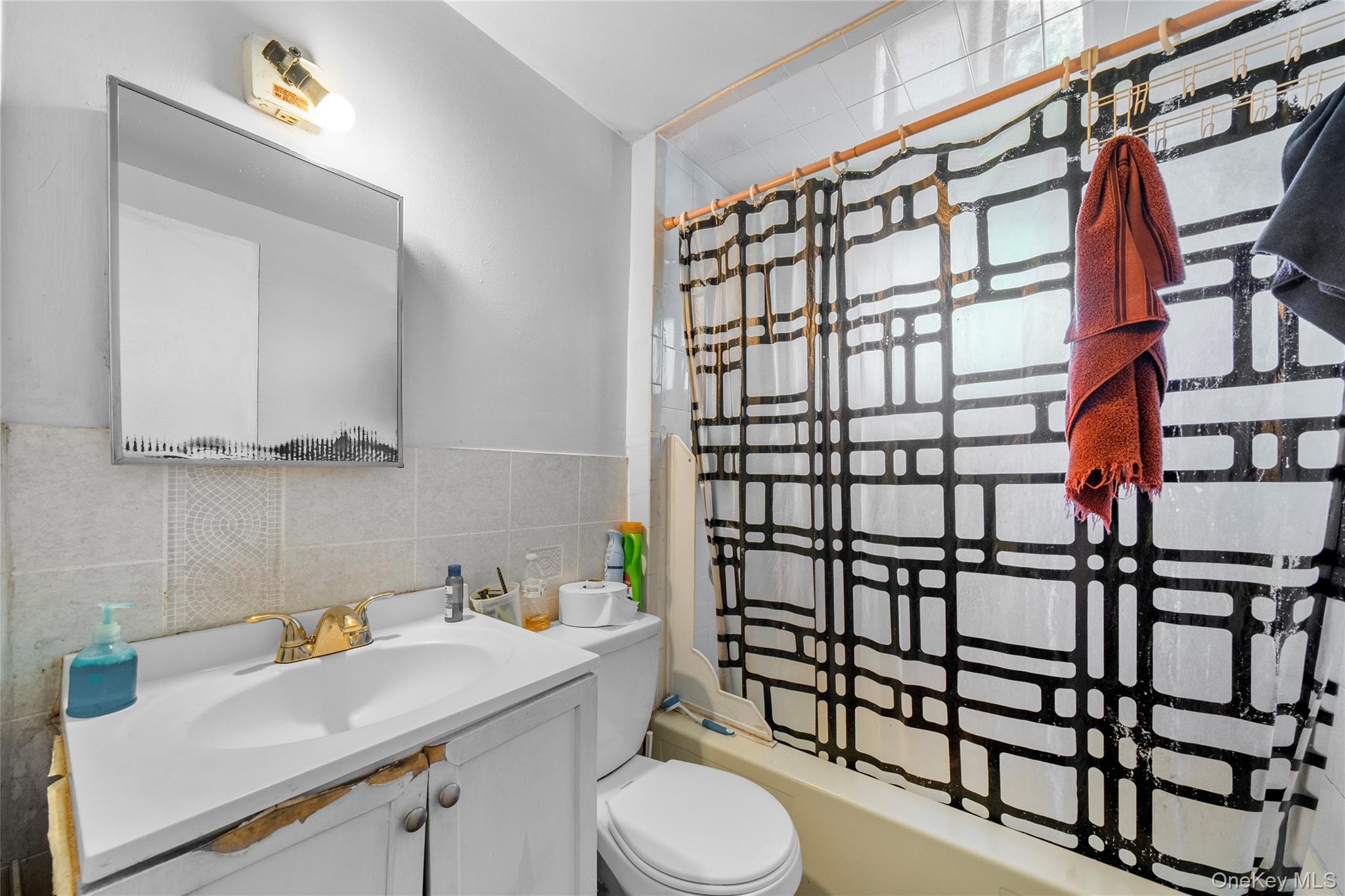 1739 Harrison Avenue, Bay Shore, NY 11706