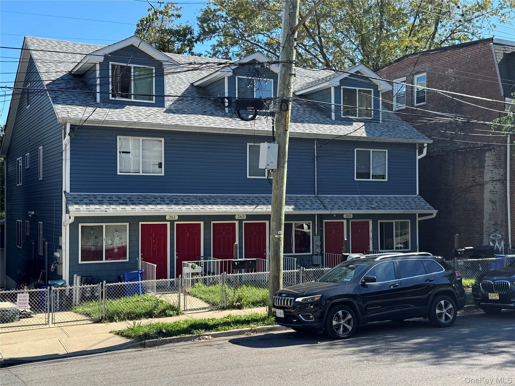 261-265 York Avenue, Staten Island, NY 10301