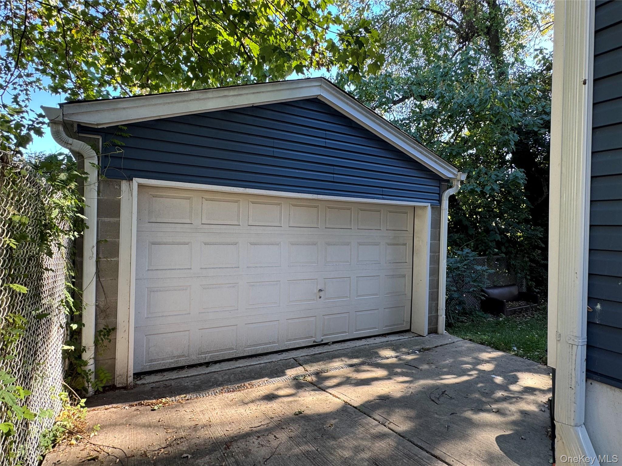 261-265 York Avenue, Staten Island, NY 10301