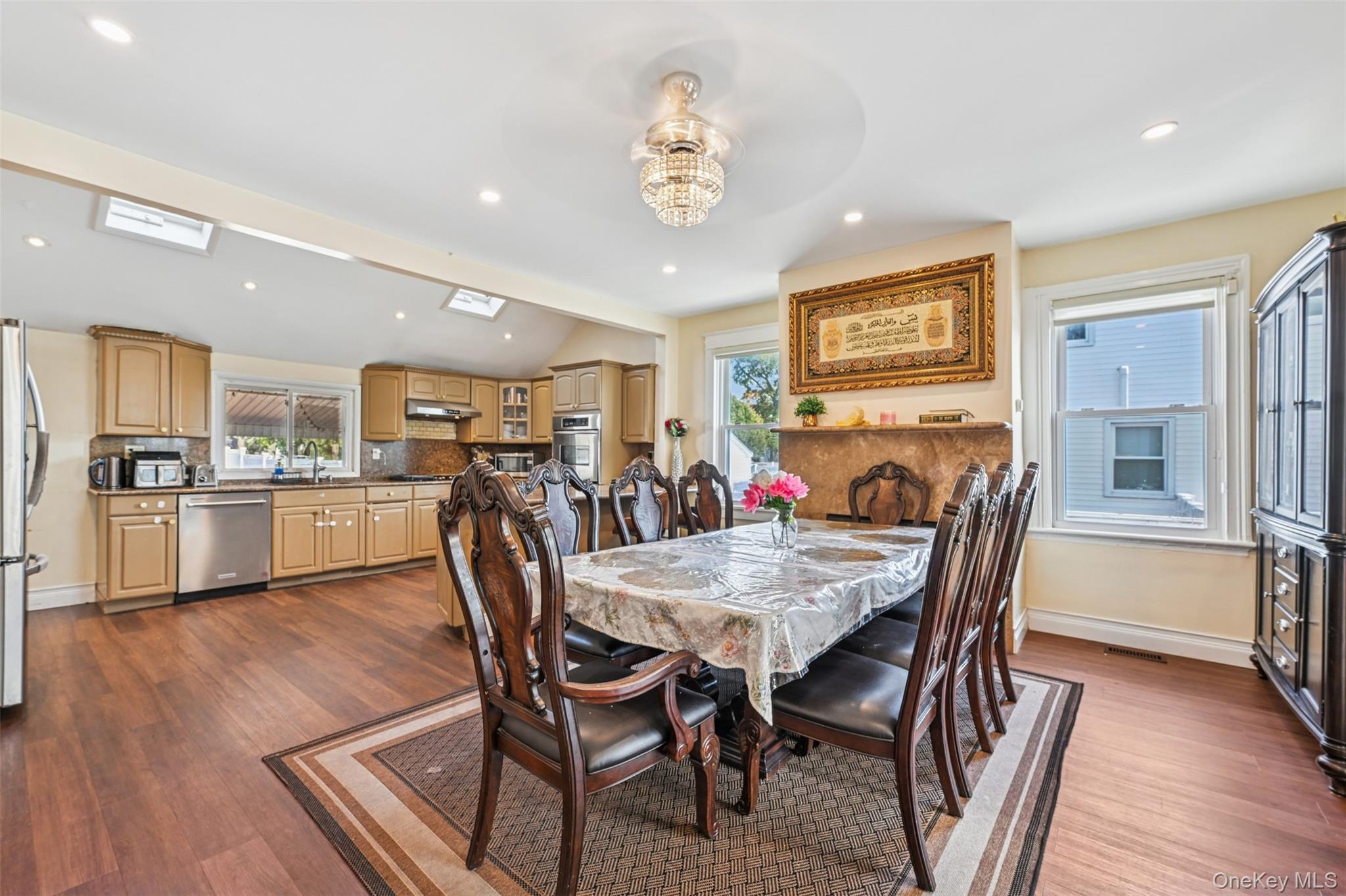 160 Bedford Avenue, Merrick, NY 11566