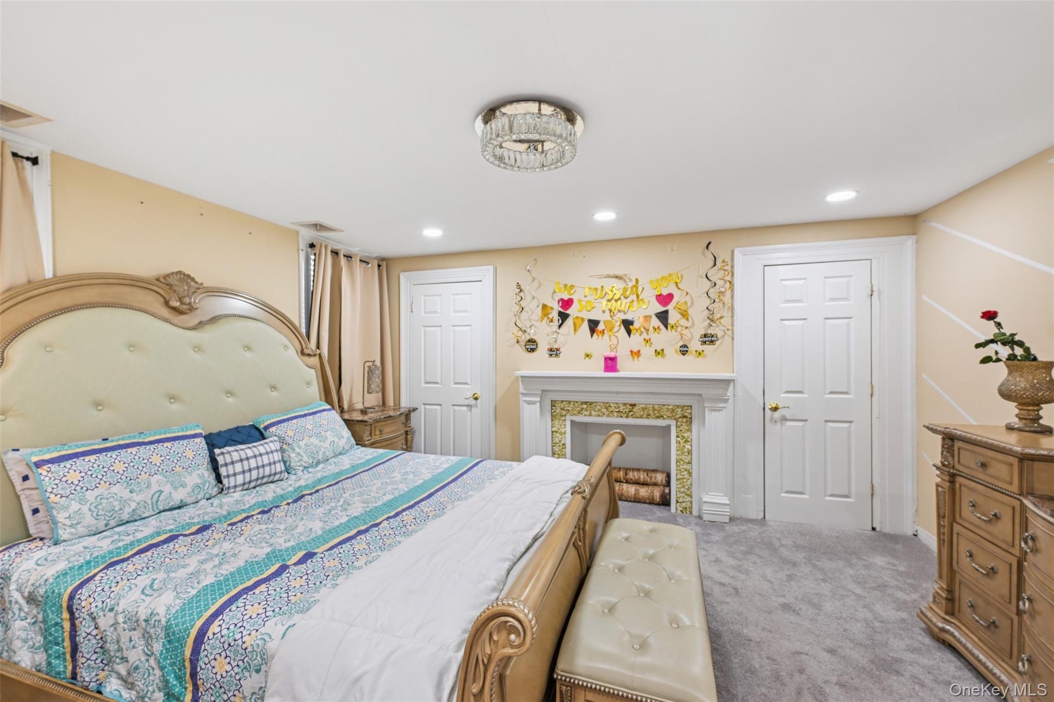 160 Bedford Avenue, Merrick, NY 11566