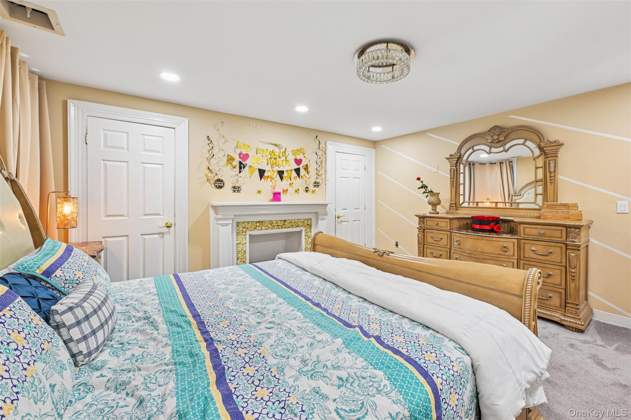 160 Bedford Avenue, Merrick, NY 11566