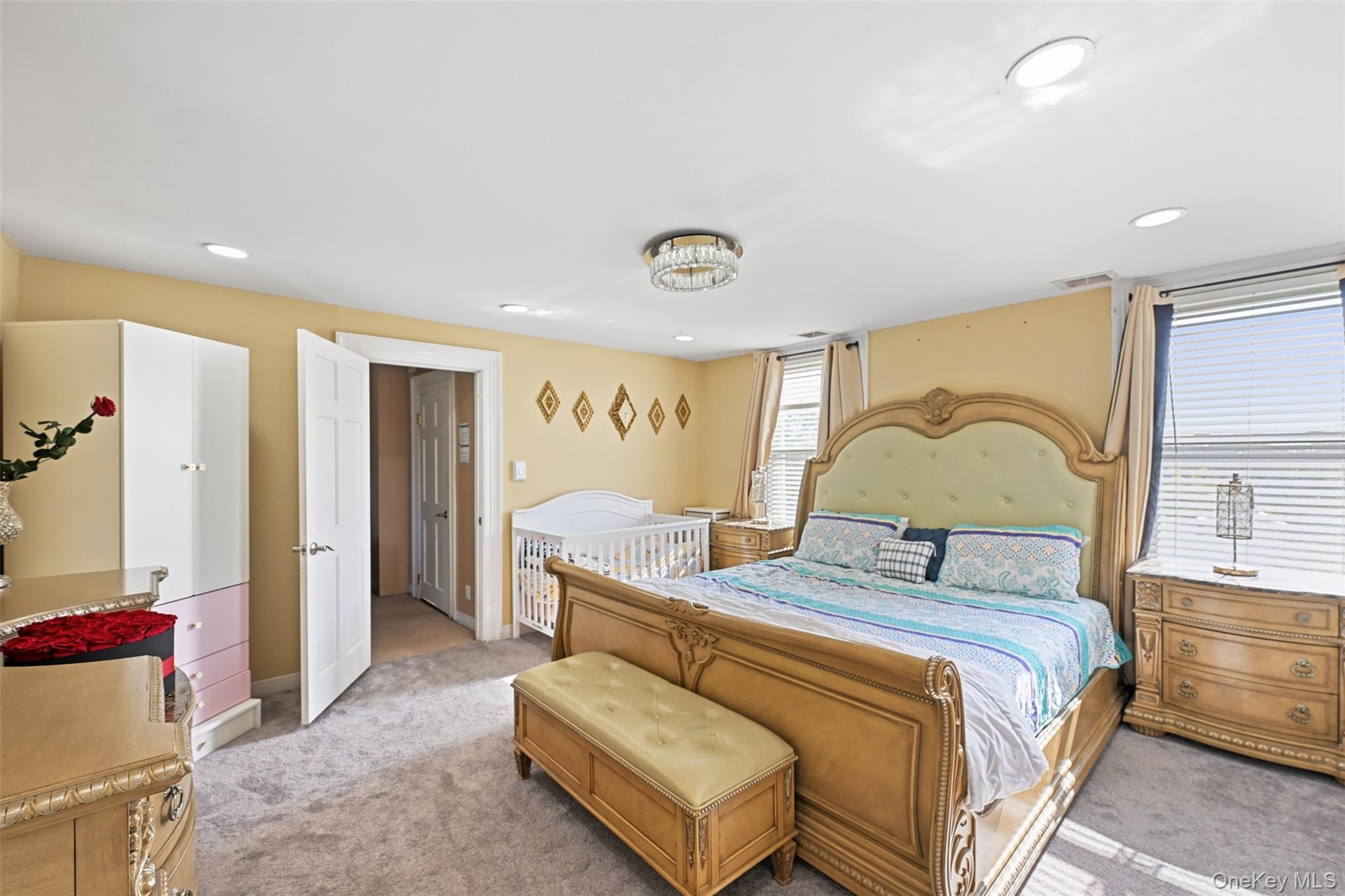 160 Bedford Avenue, Merrick, NY 11566