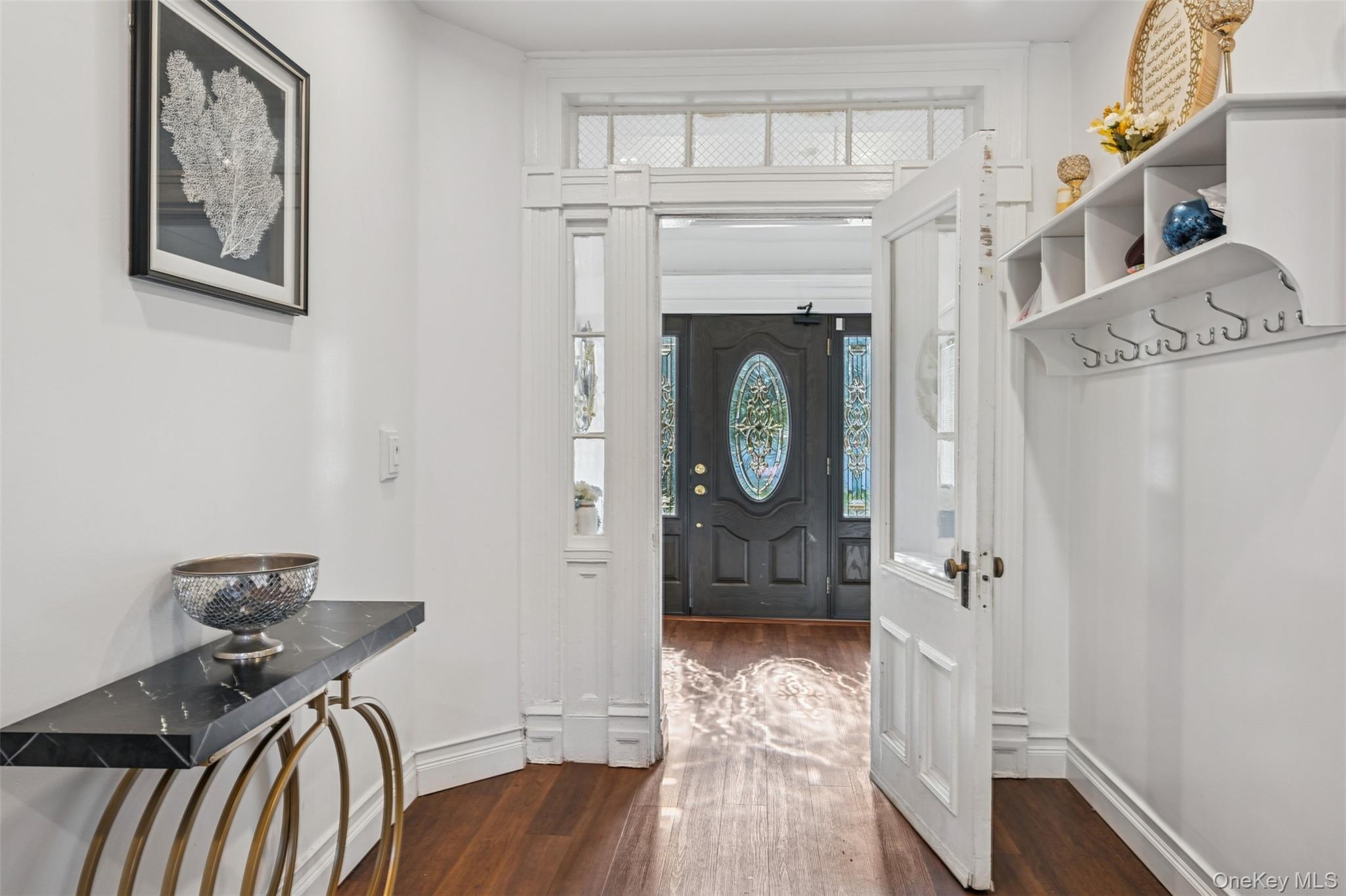 160 Bedford Avenue, Merrick, NY 11566