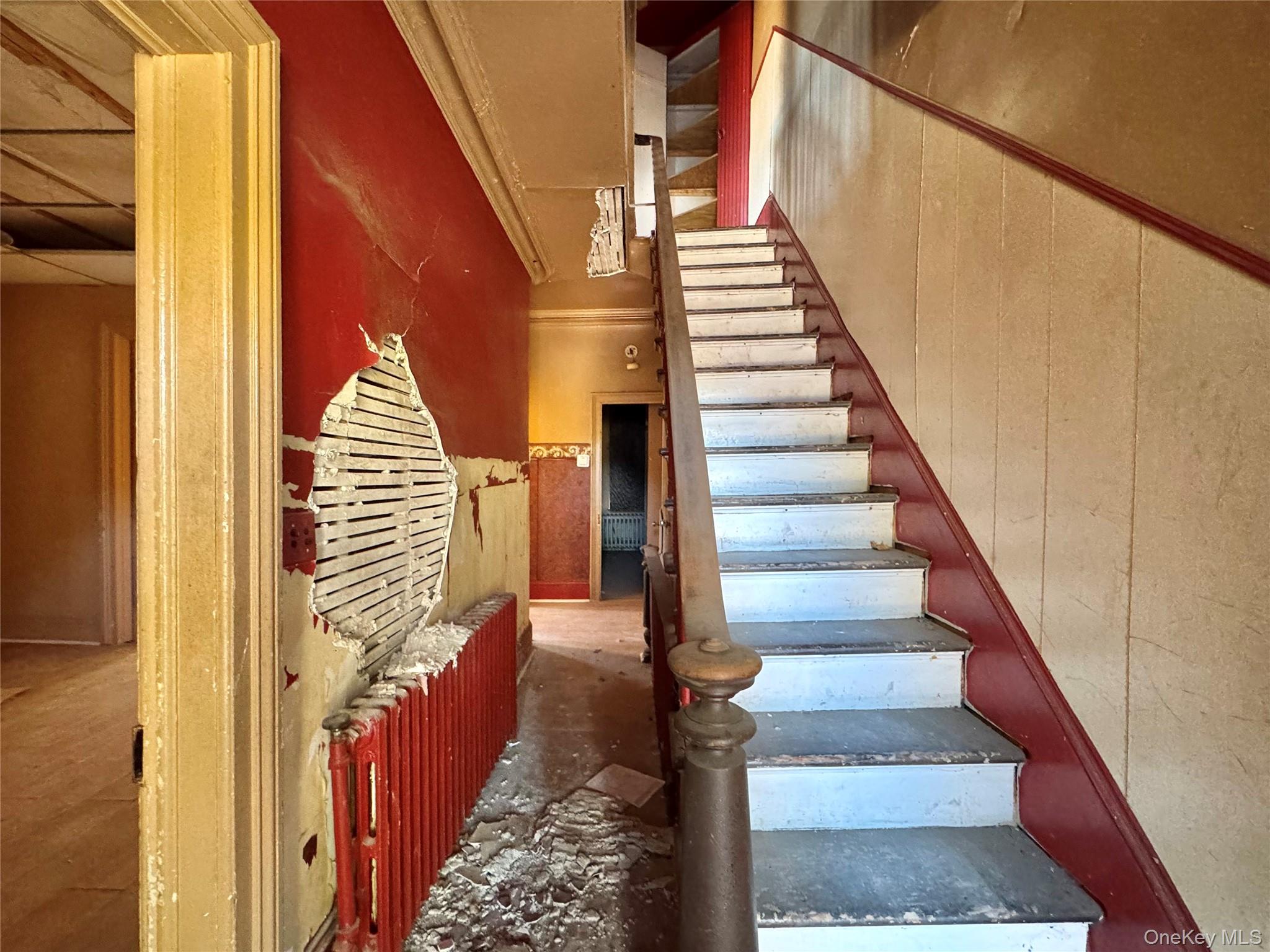 8 Howell Street, Catskill, NY 12414