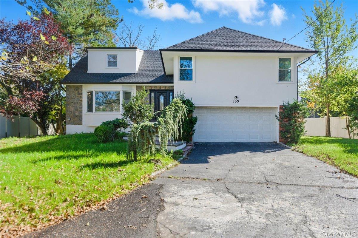 559 Linda Lane, Woodmere, NY 11598
