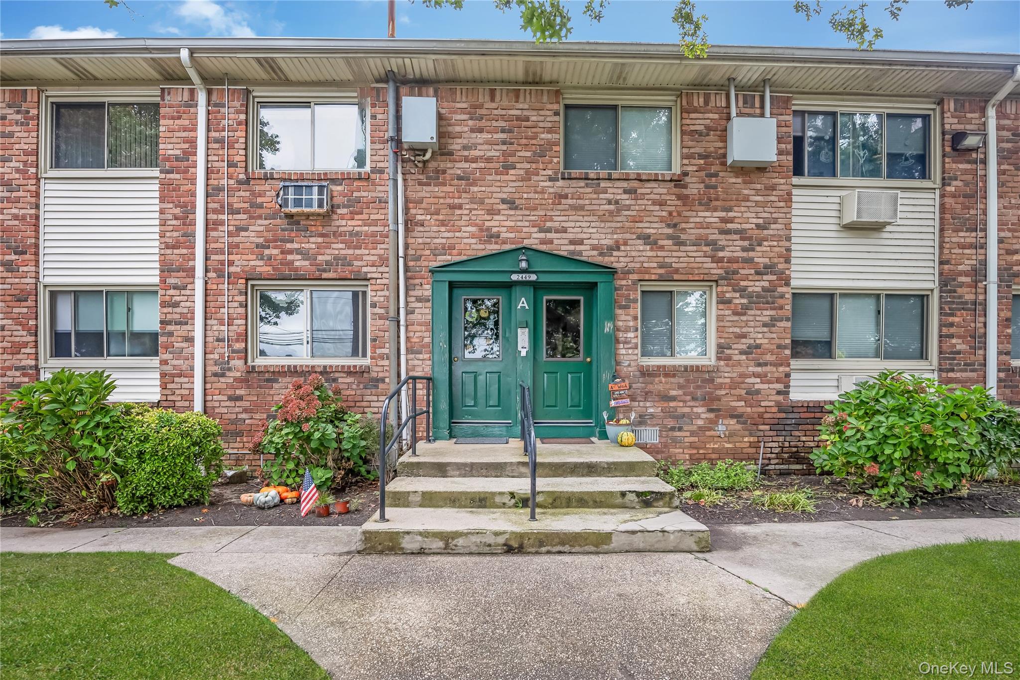2449 Union Blvd # #21A, Islip, NY 11751