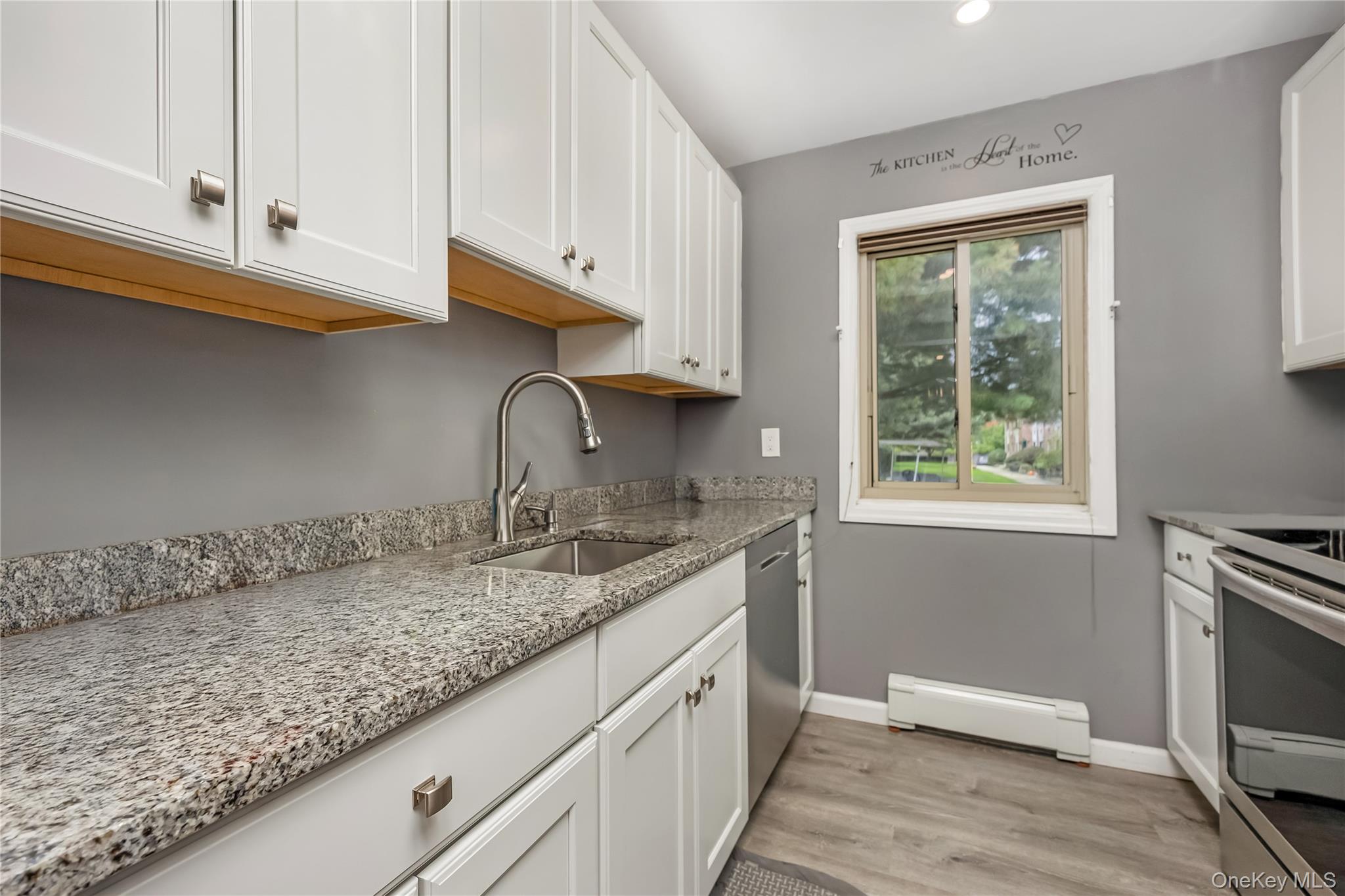 2449 Union Blvd # #21A, Islip, NY 11751