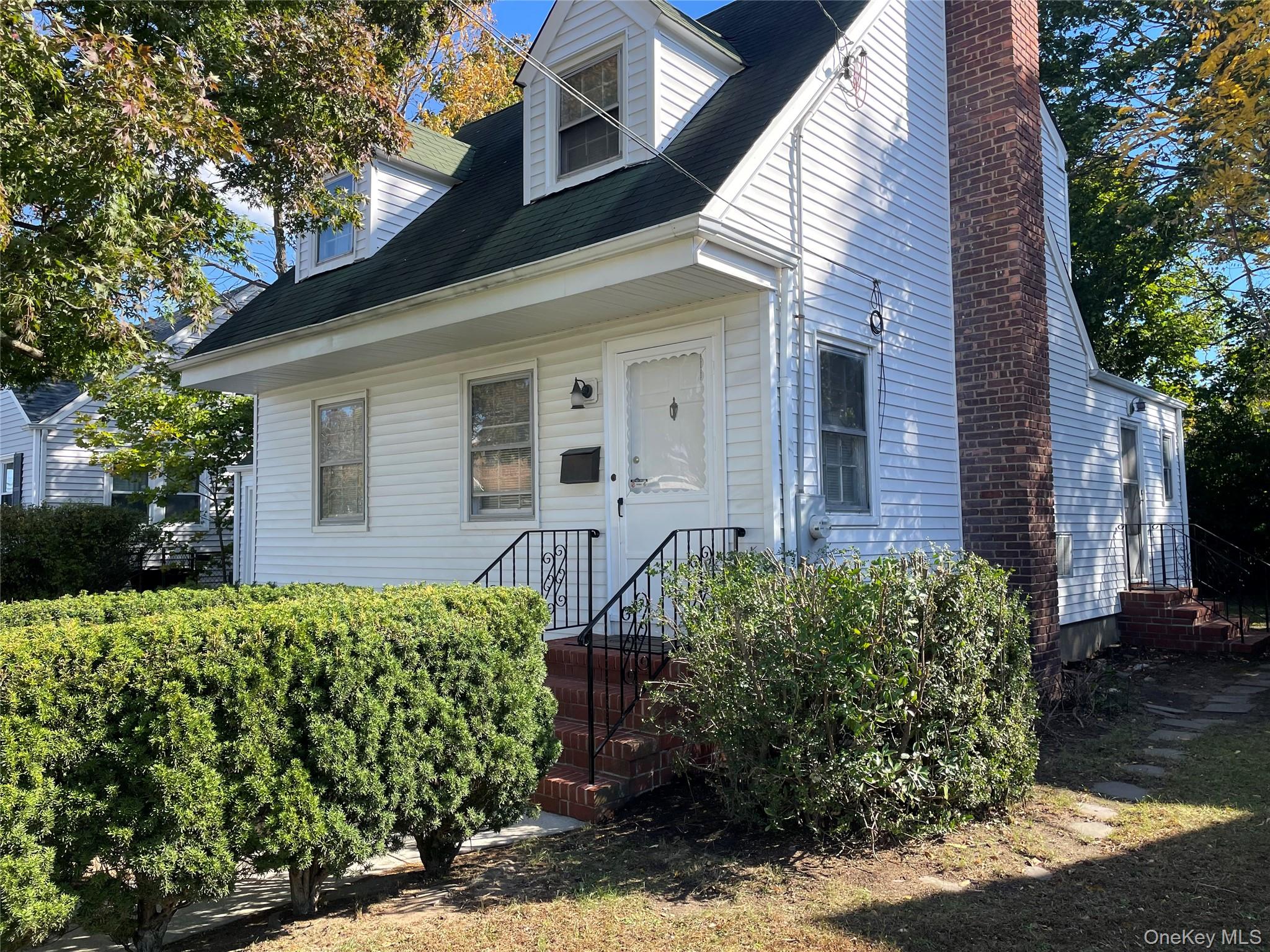 1100 Pacific Street, Baldwin, NY 11510