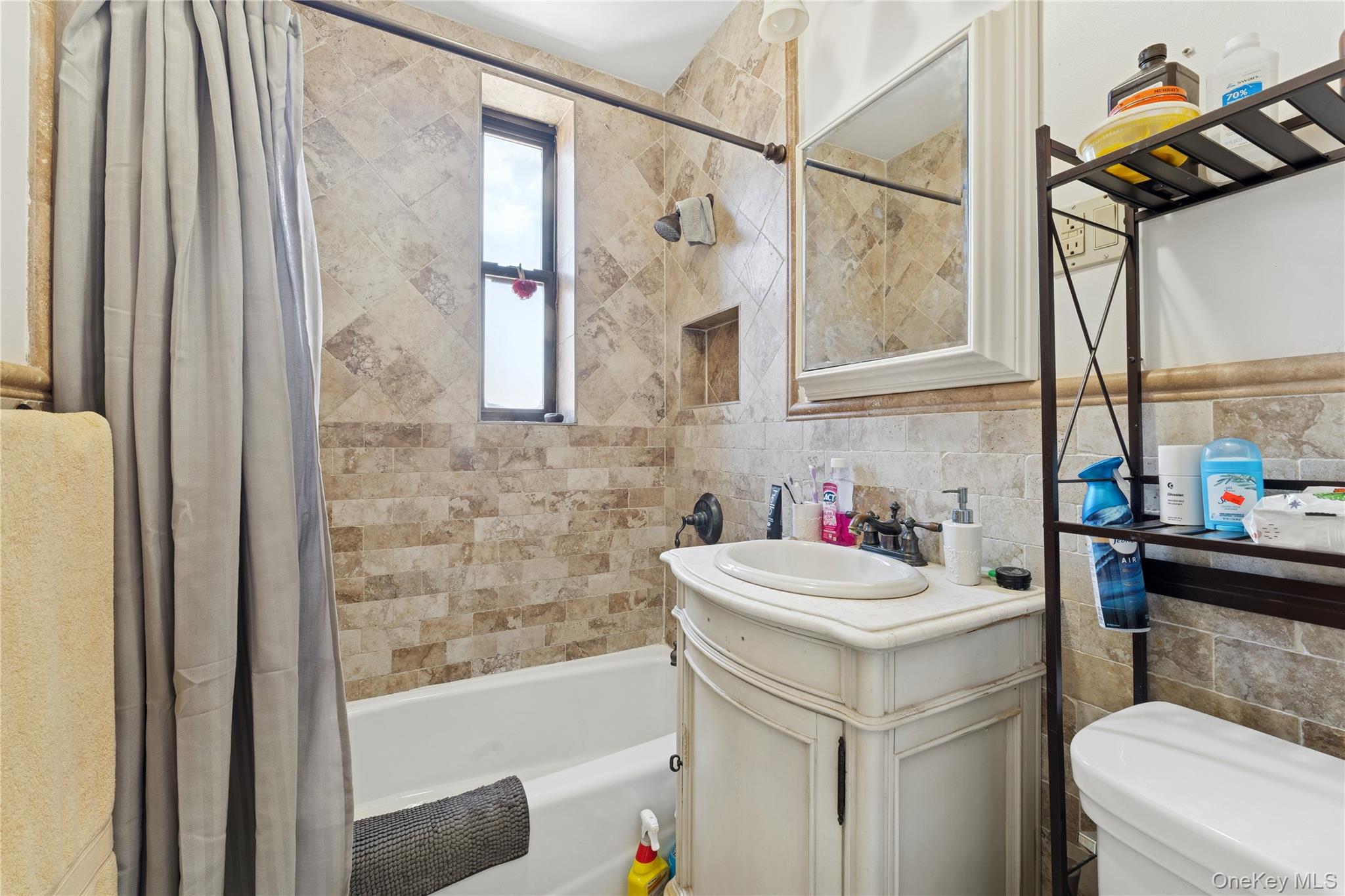 115 25 84th Avenue # 5L, Kew Garden Hills, NY 11418