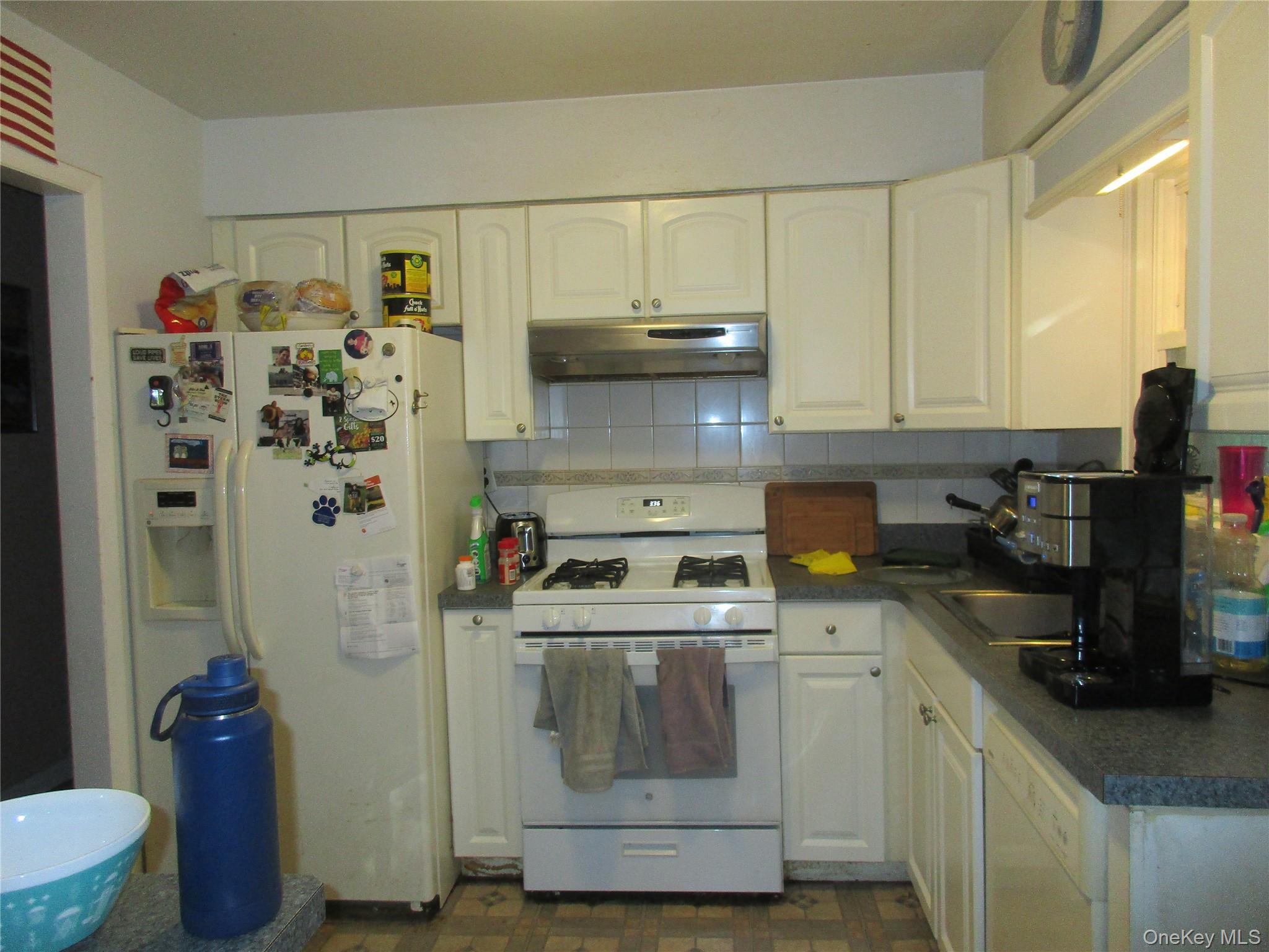 110 Bellecrest Avenue, East Northport, NY 11731