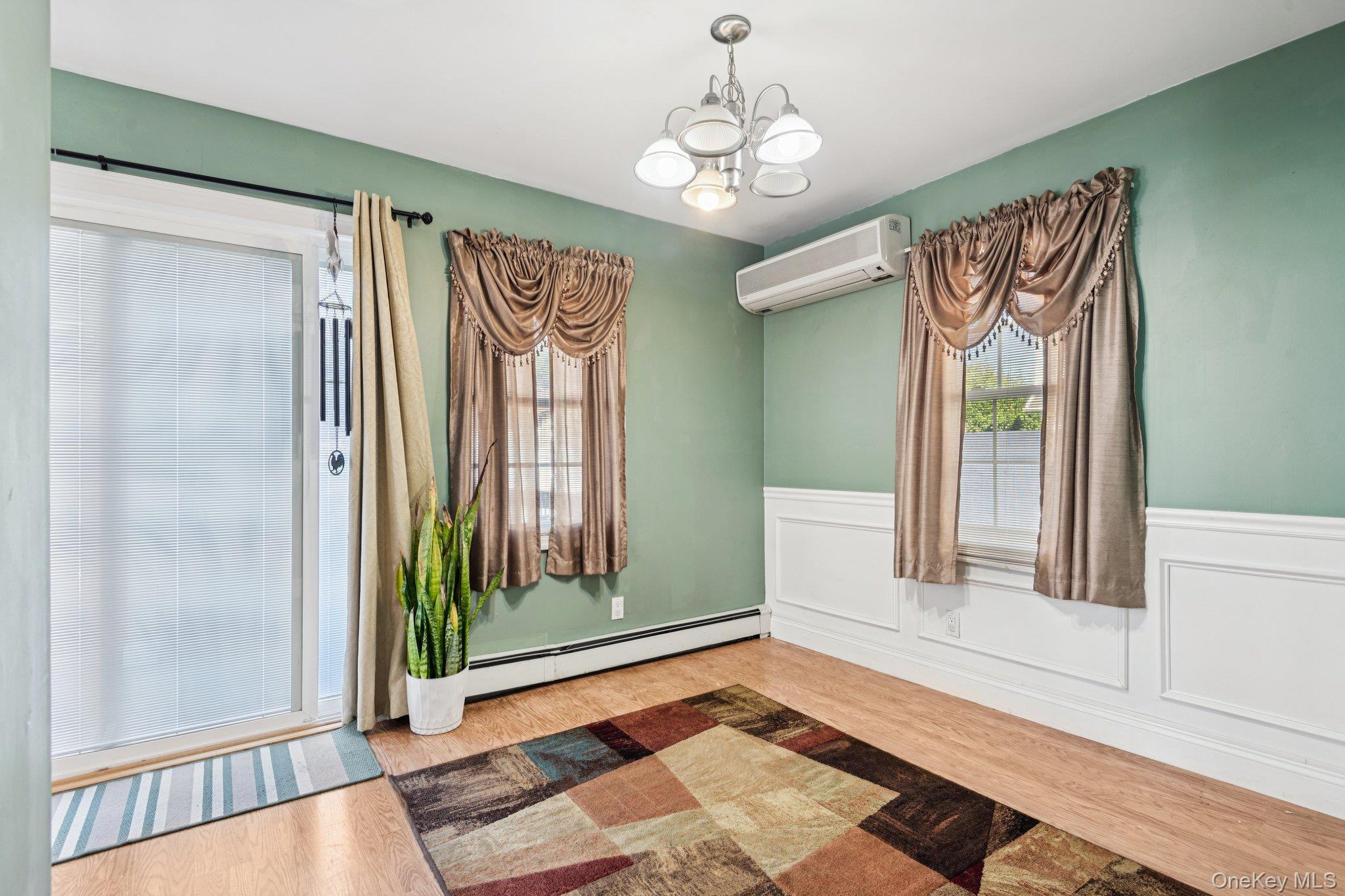 40 Elm Street, Hicksville, NY 11801