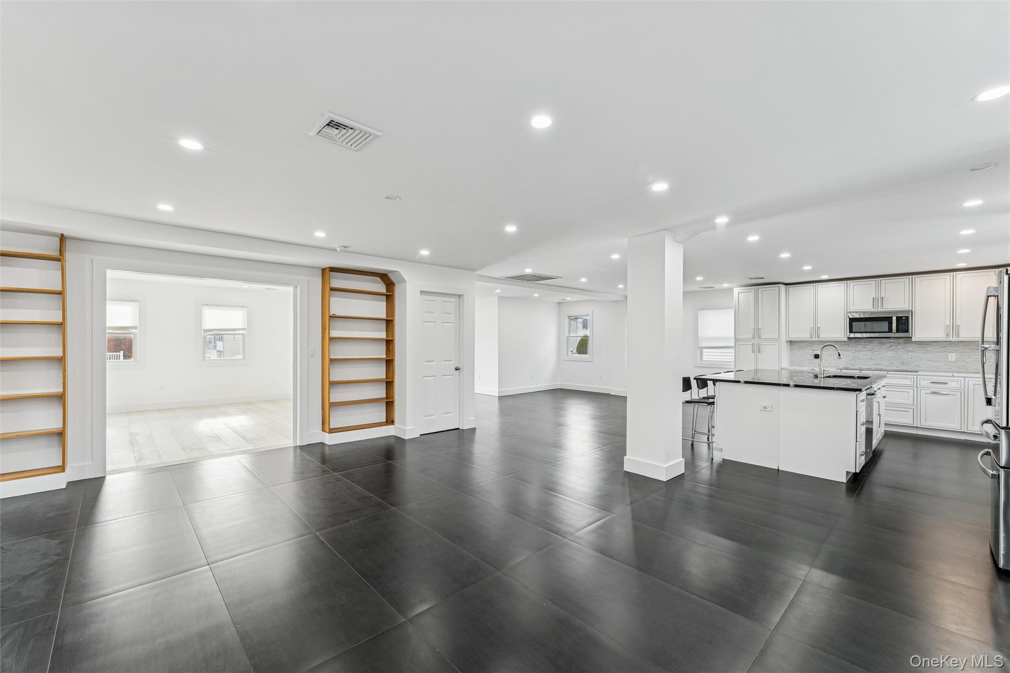 1064 Mora Place, Woodmere, NY 11598