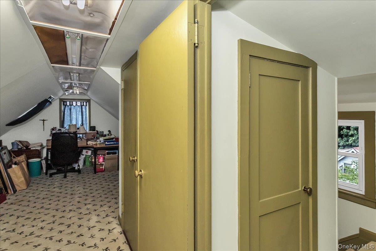 21 Hayden Avenue, Great Neck, NY 11024