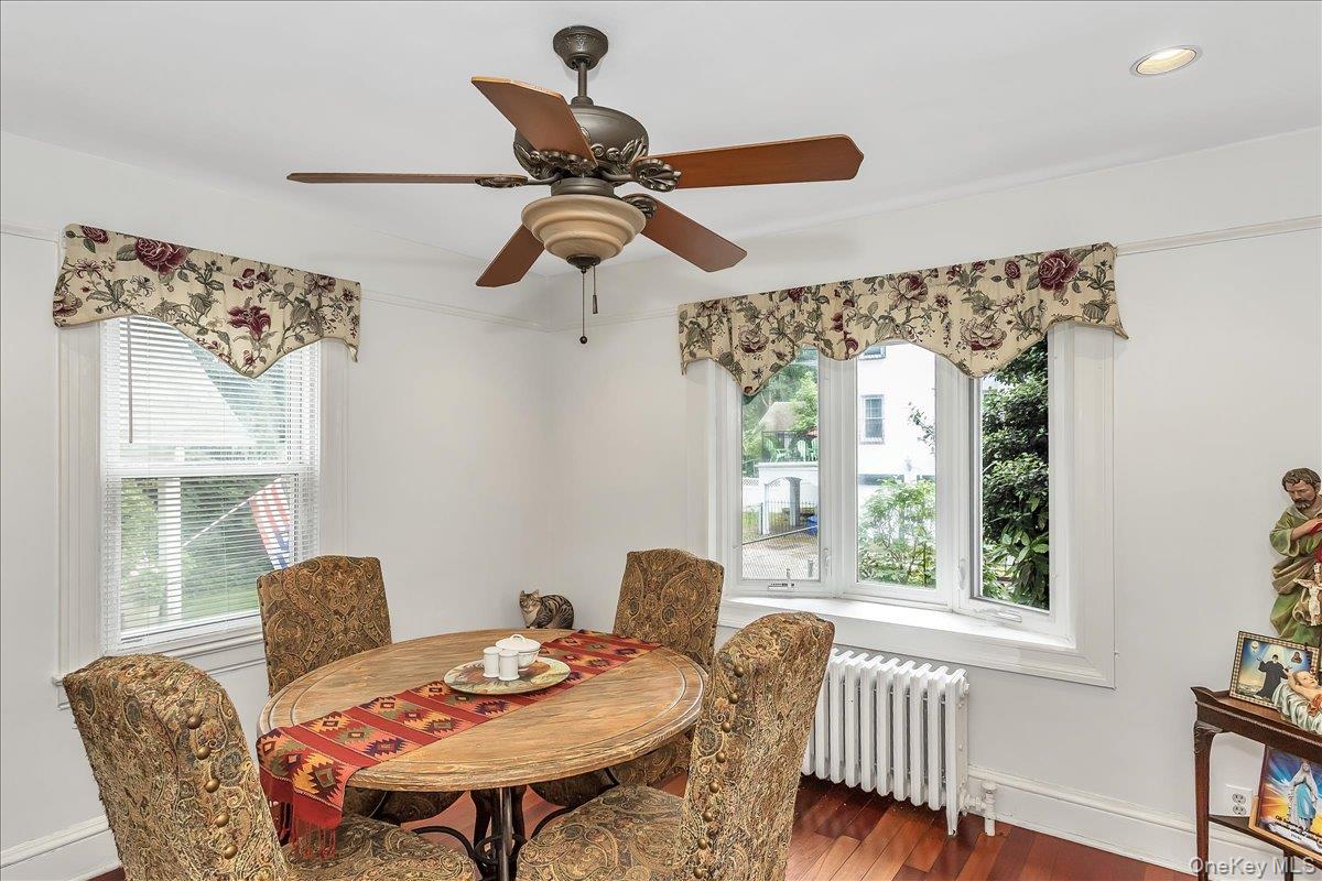 21 Hayden Avenue, Great Neck, NY 11024