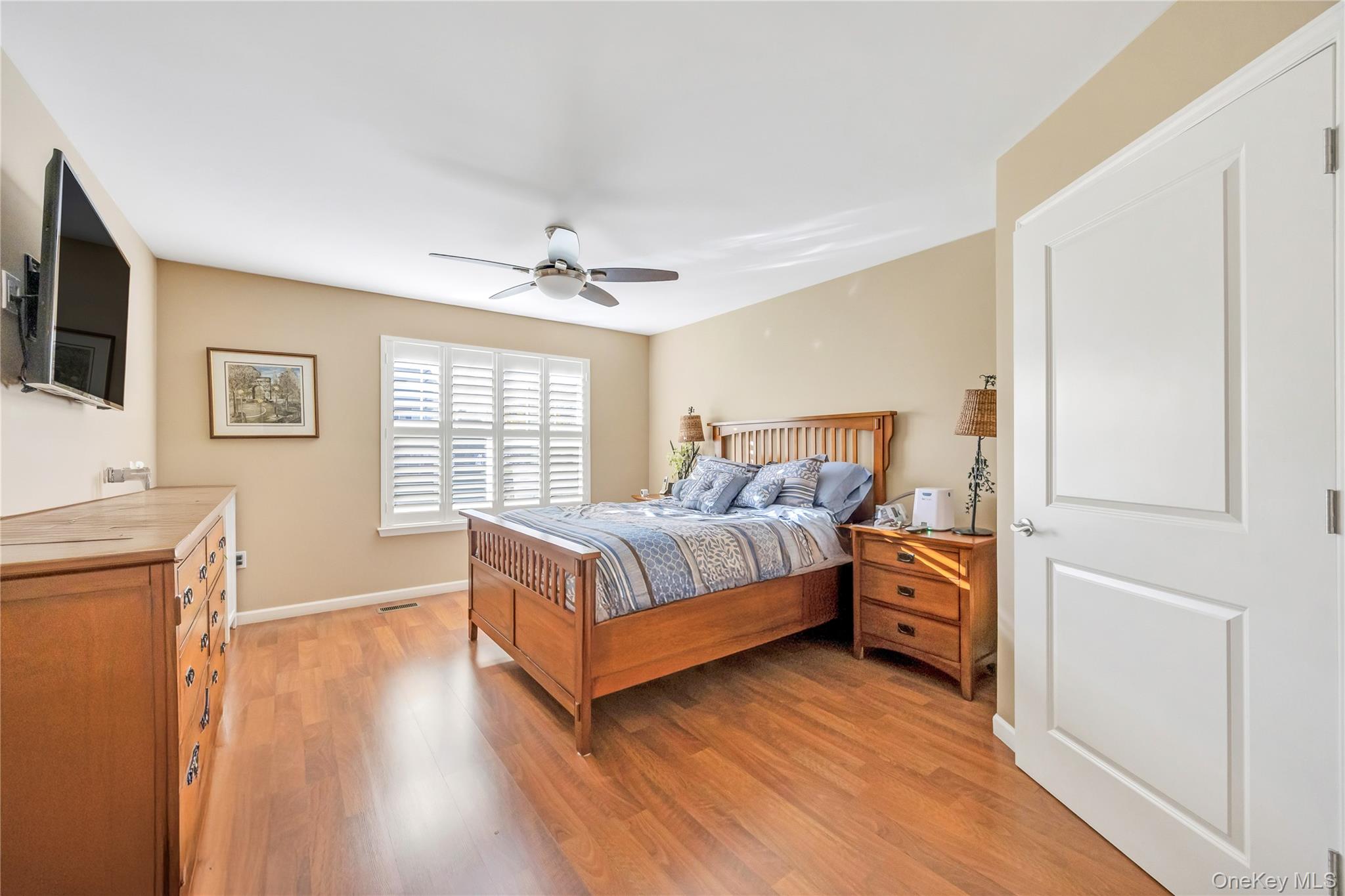 17 Hunter Drive, Central Islip, NY 11722