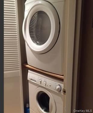 603 Towne House Village, Hauppauge, NY 11749