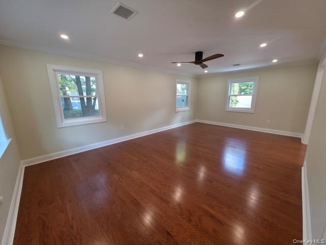 5 Bently Lane, Stony Brook, NY 11790