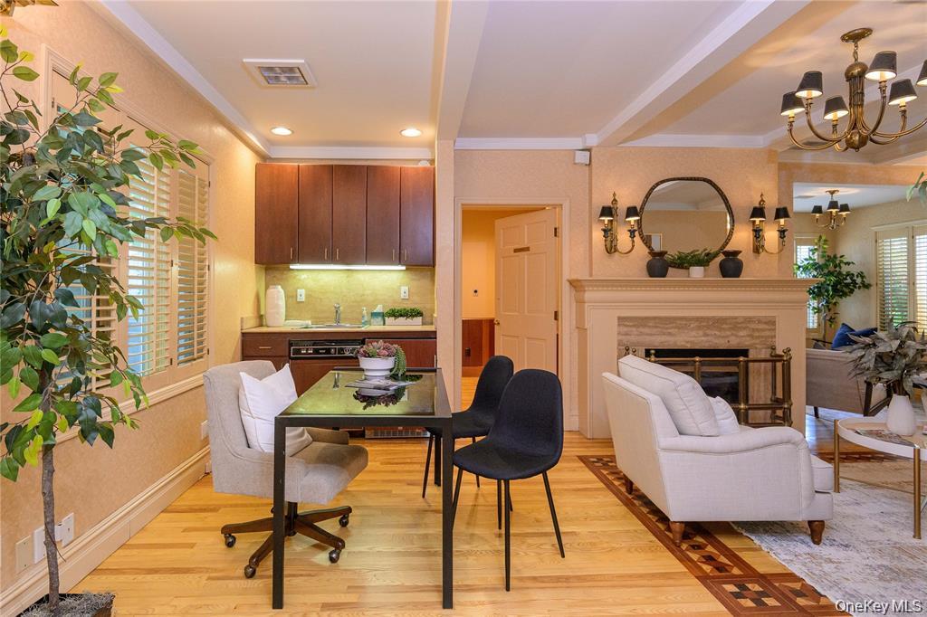 915 Palmer Road, Bronxville, NY 10708