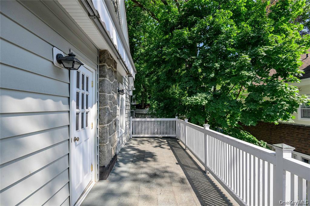 915 Palmer Road, Bronxville, NY 10708