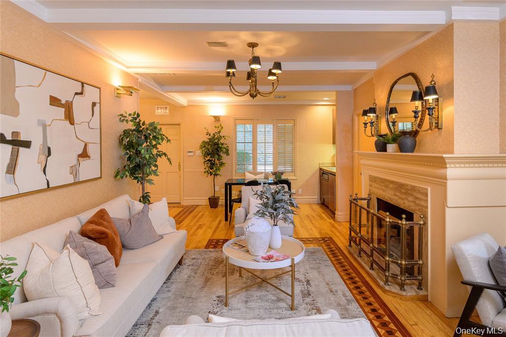 915 Palmer Road, Bronxville, NY 10708