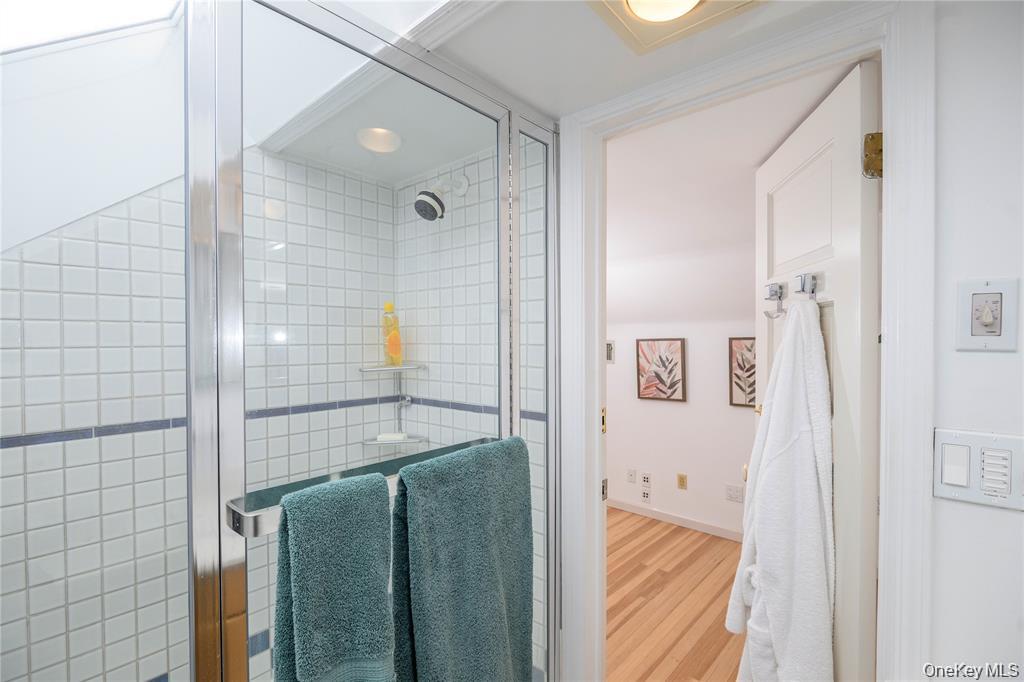 915 Palmer Road, Bronxville, NY 10708