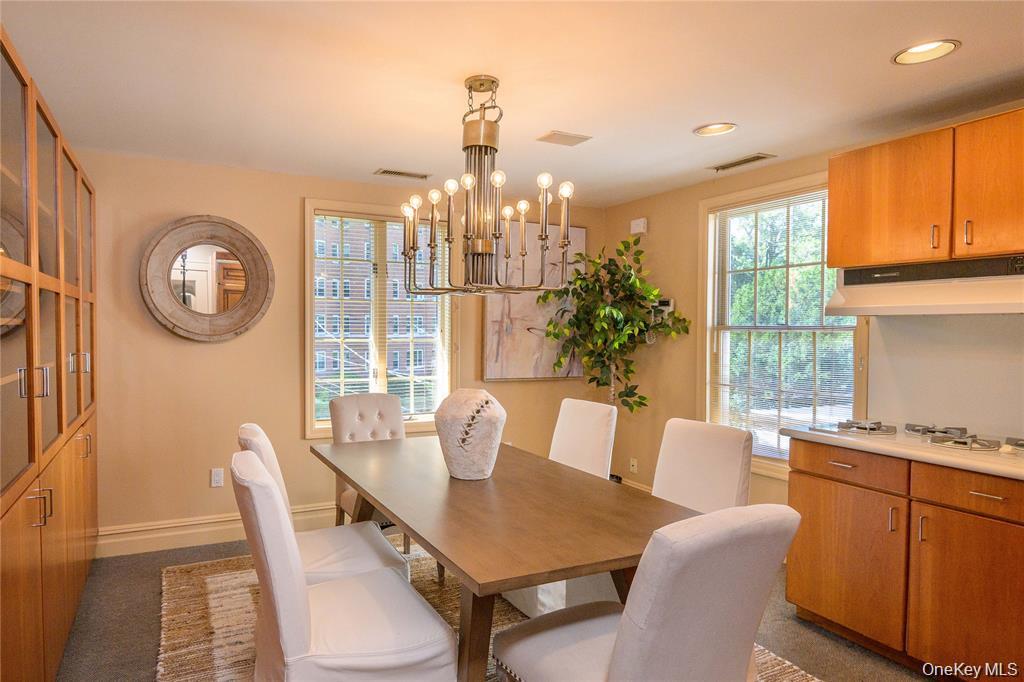 915 Palmer Road, Bronxville, NY 10708