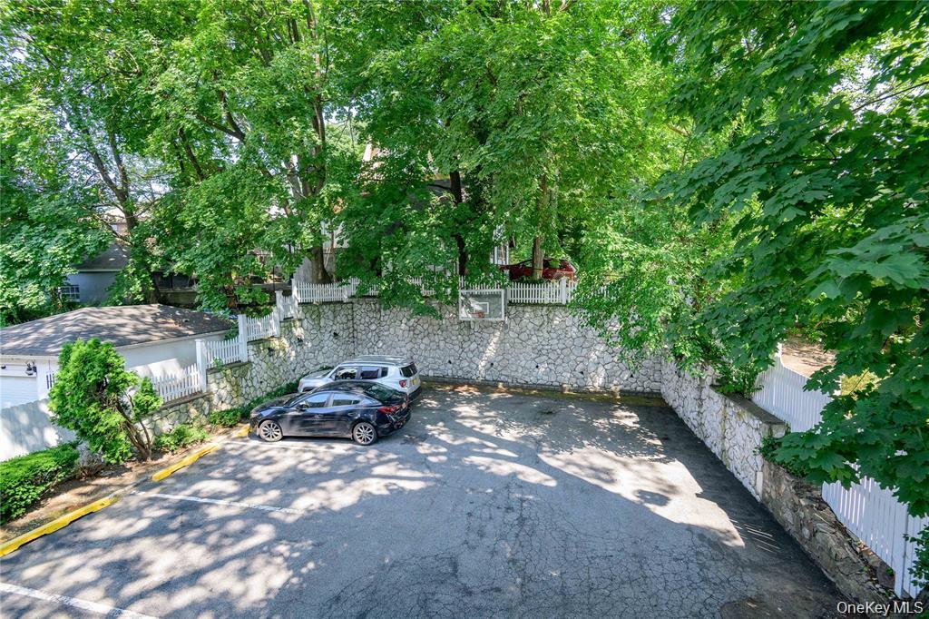 915 Palmer Road, Bronxville, NY 10708