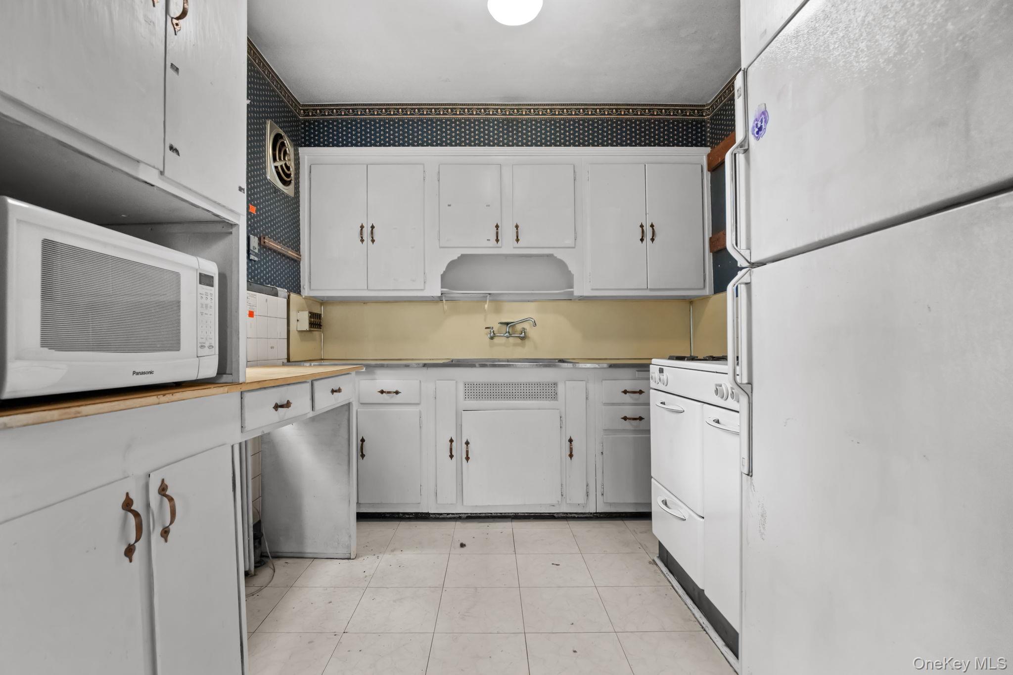 8 Concord Avenue, Larchmont, NY 10538