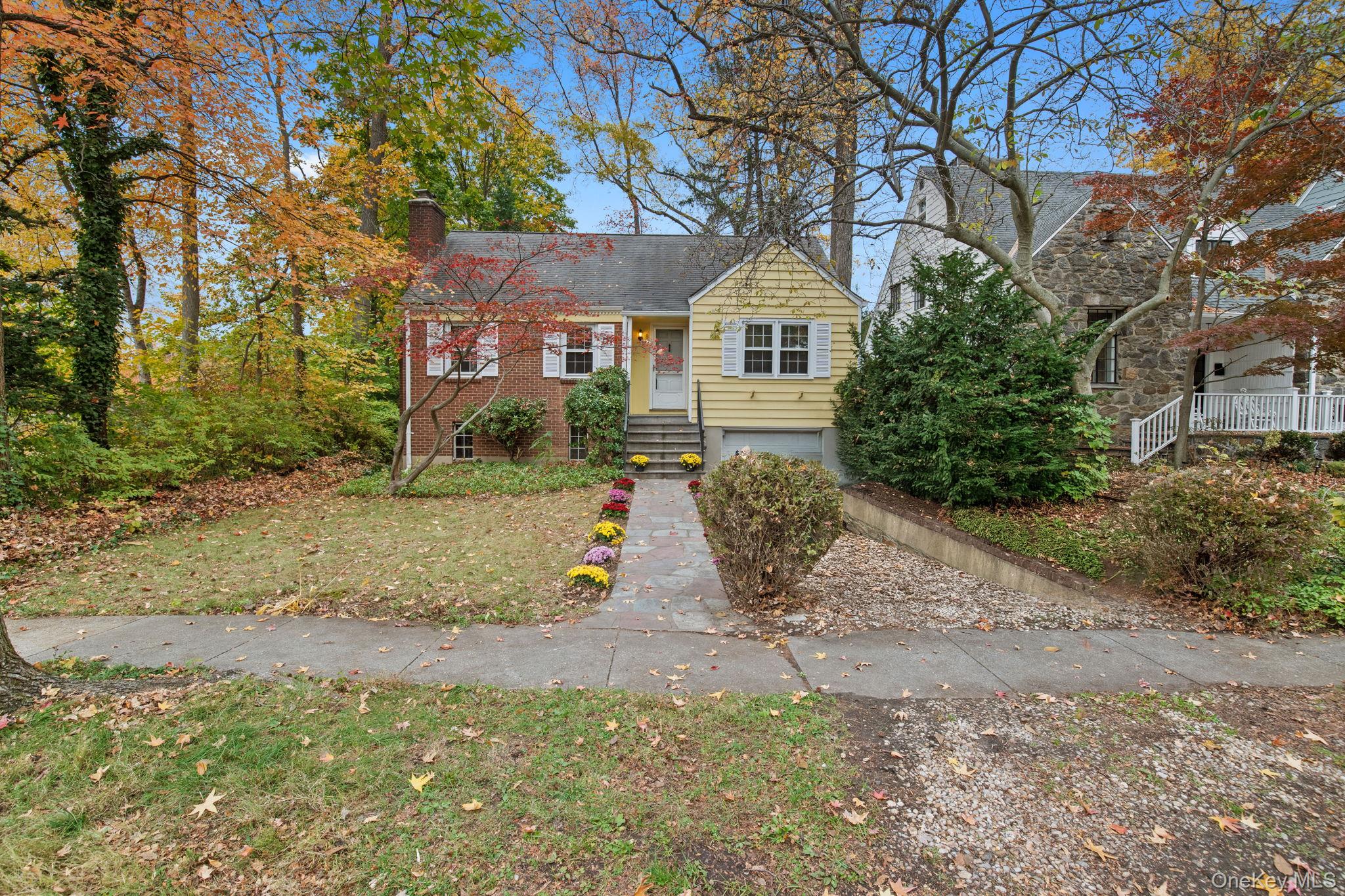 8 Concord Avenue, Larchmont, NY 10538