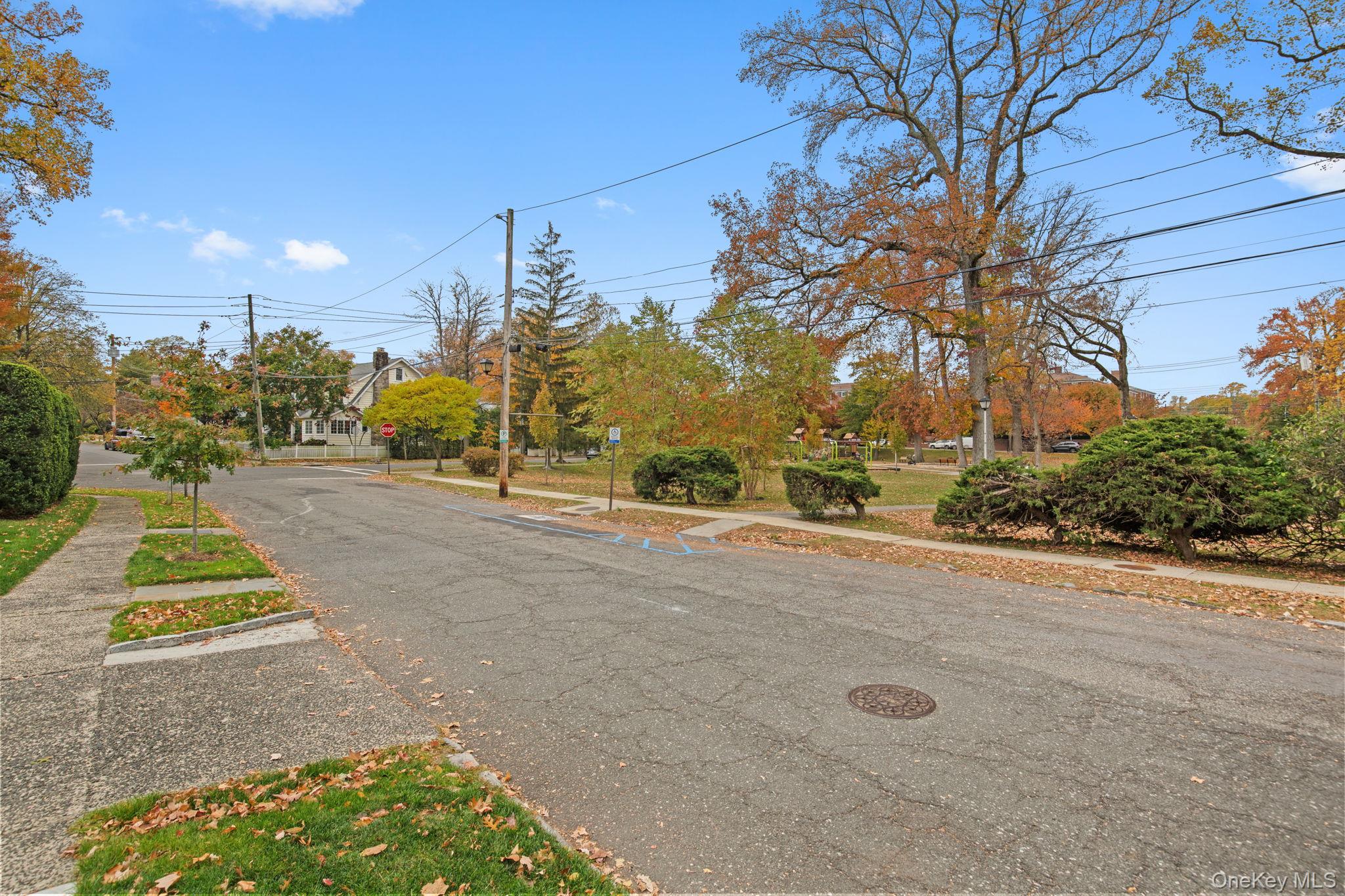 8 Concord Avenue, Larchmont, NY 10538