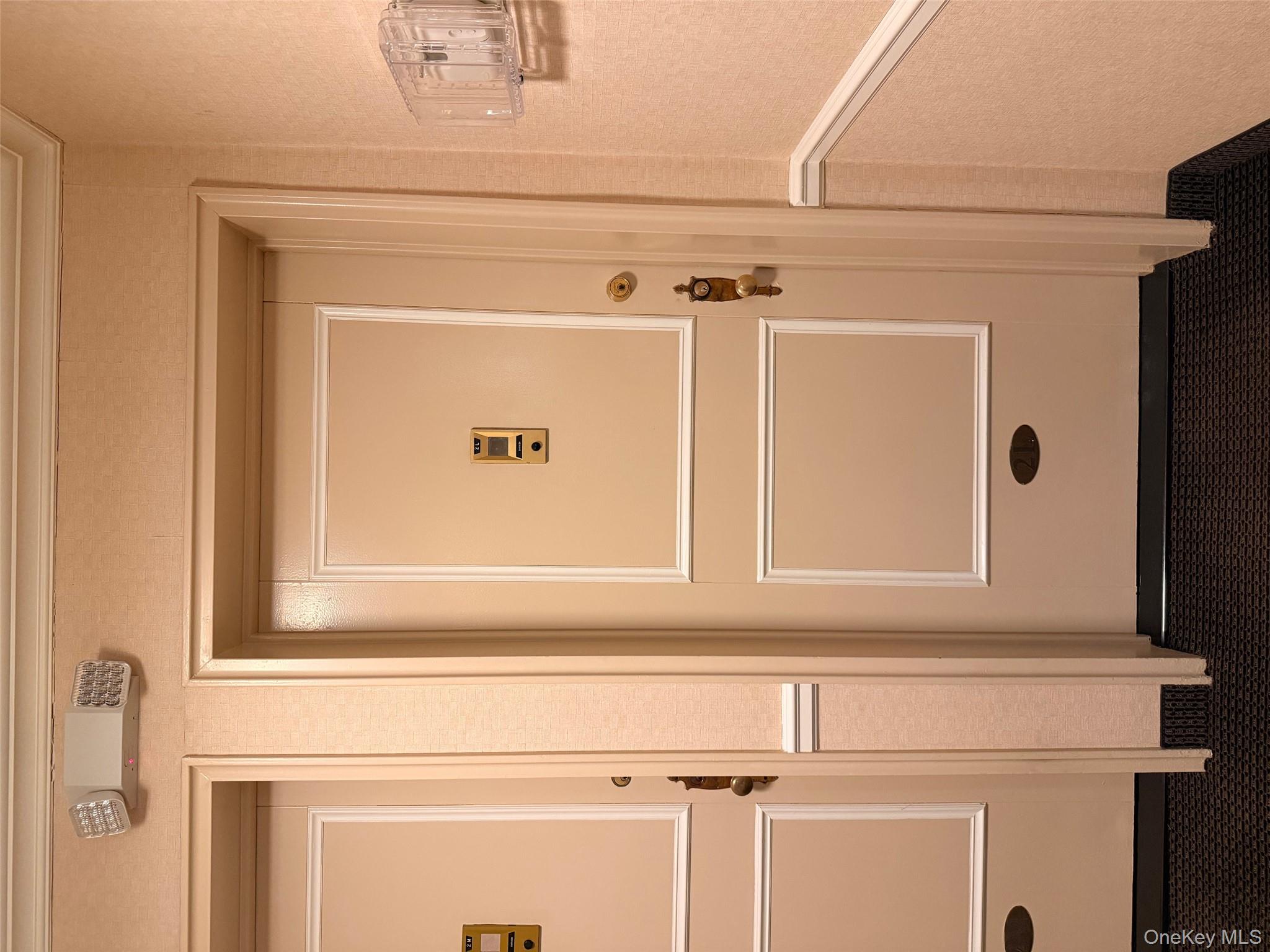 1 BRYANT CRESCENT # 2 L, White Plains, NY 10605