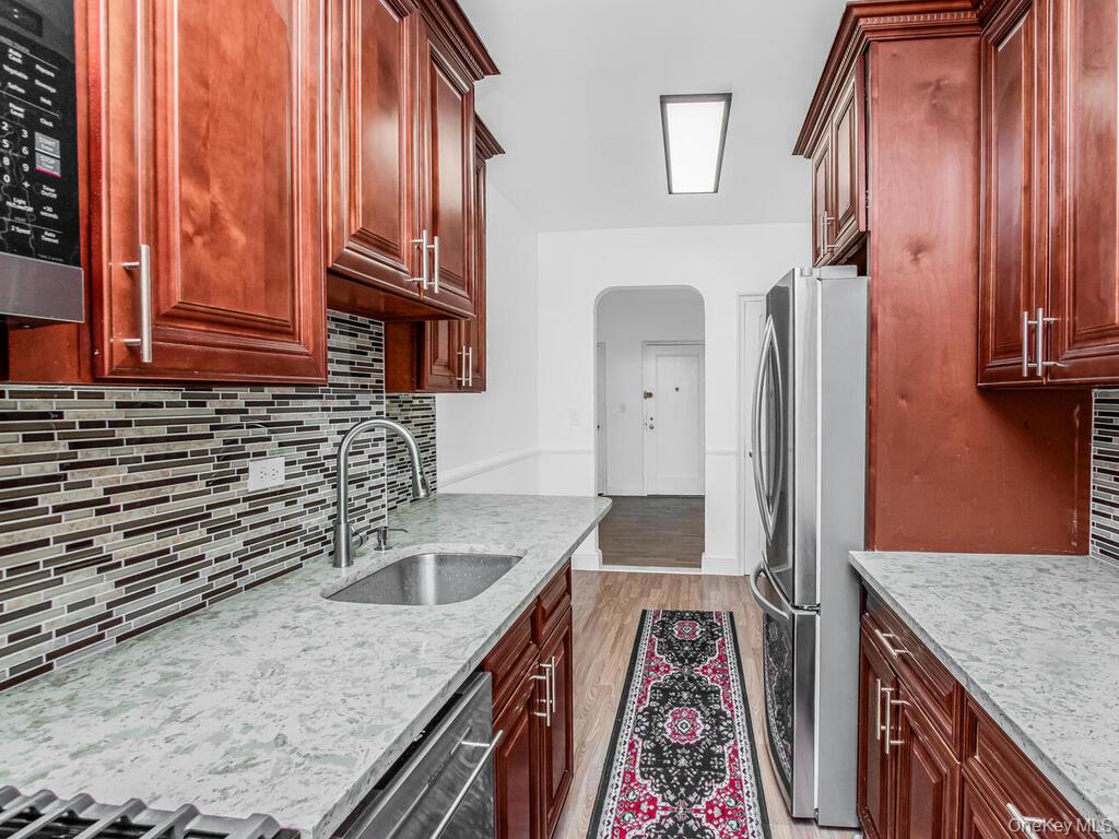 3015 Riverdale Ave # 4B, Bronx, NY 10463