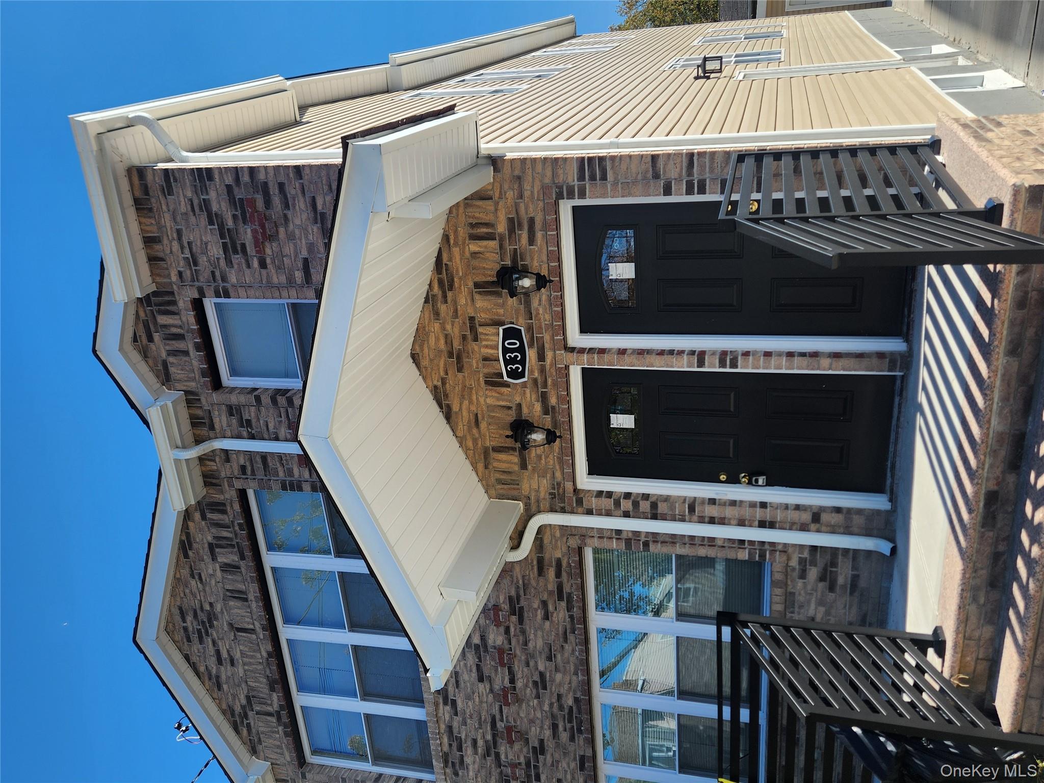 330 Taylor Avenue, Bronx, NY 10473