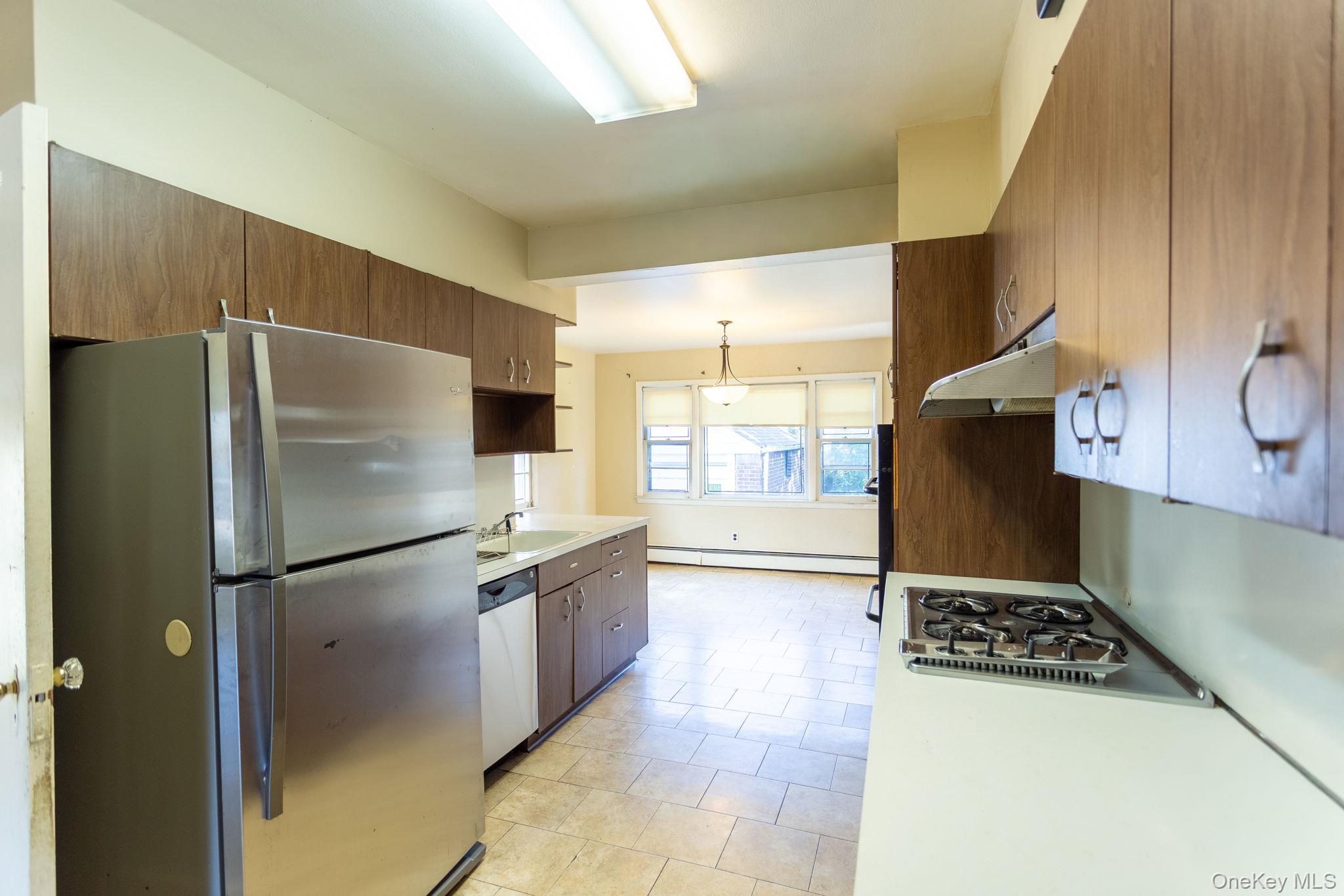 80-11 190th Street, Jamaica Estates, NY 11423