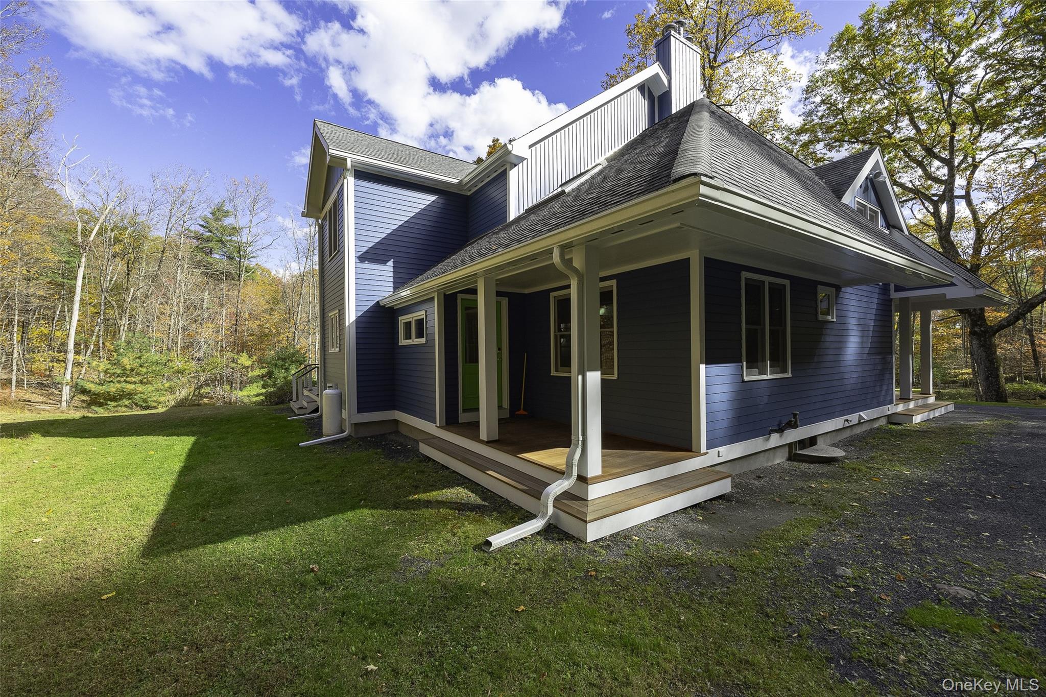 68 Cooper Hollow Road, Bearsville, NY 12409