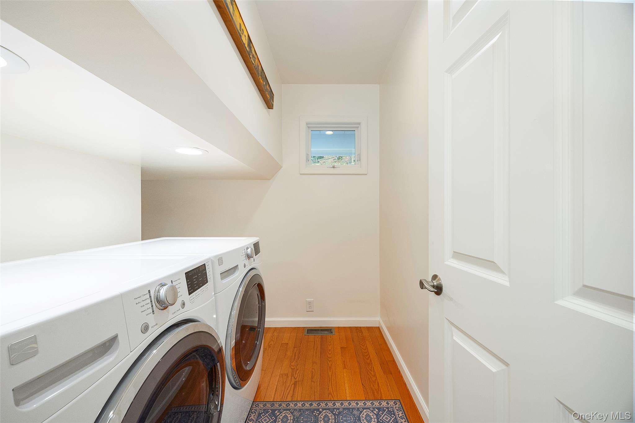 68 Cooper Hollow Road, Bearsville, NY 12409